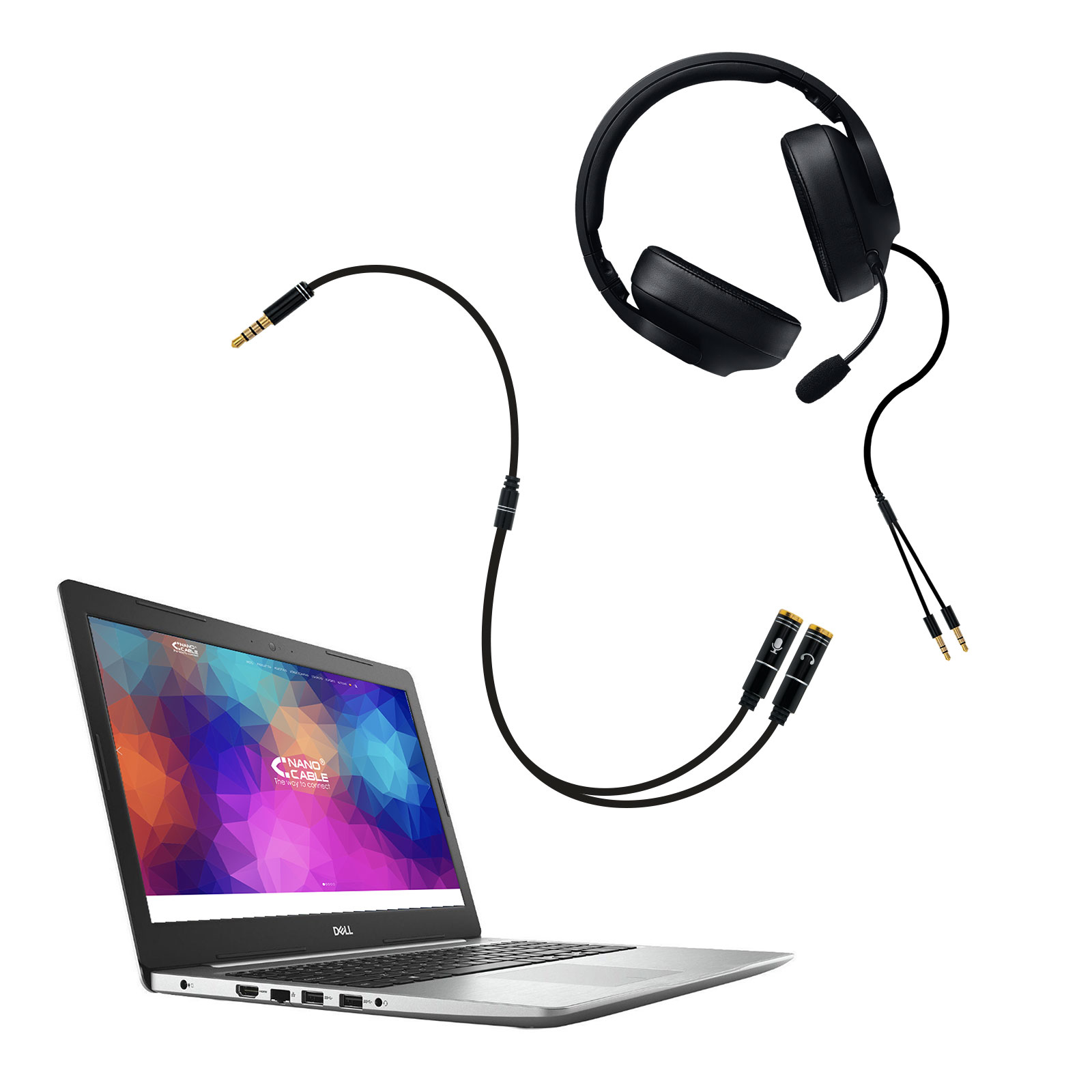 Laptop, auriculares con micrófono y cable de audio con conectores sobre fondo blanco.