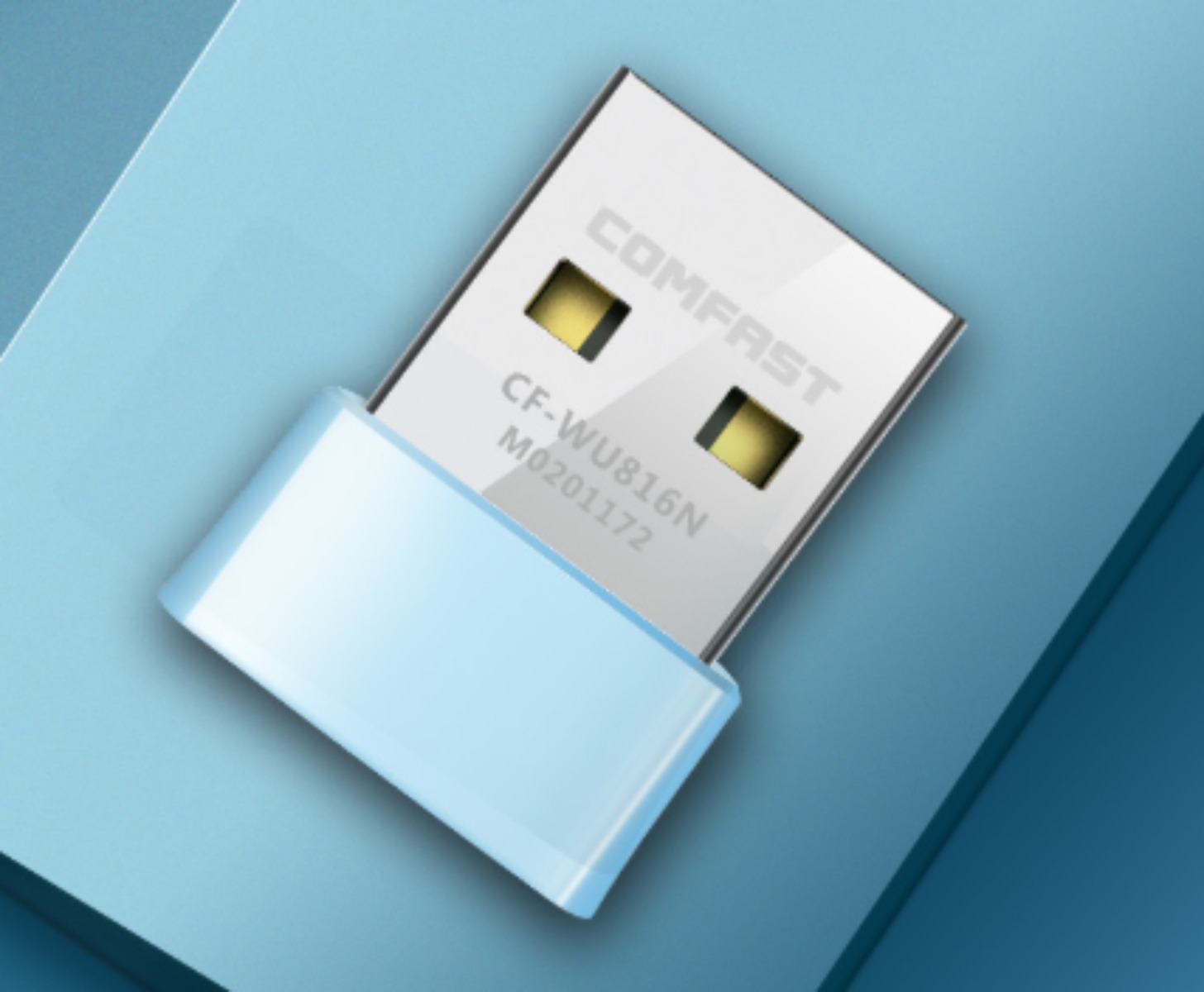 Weißer USB-WLAN-Adapter mit blauem Kunststoffgehäuse, mit weißen Buchstaben.