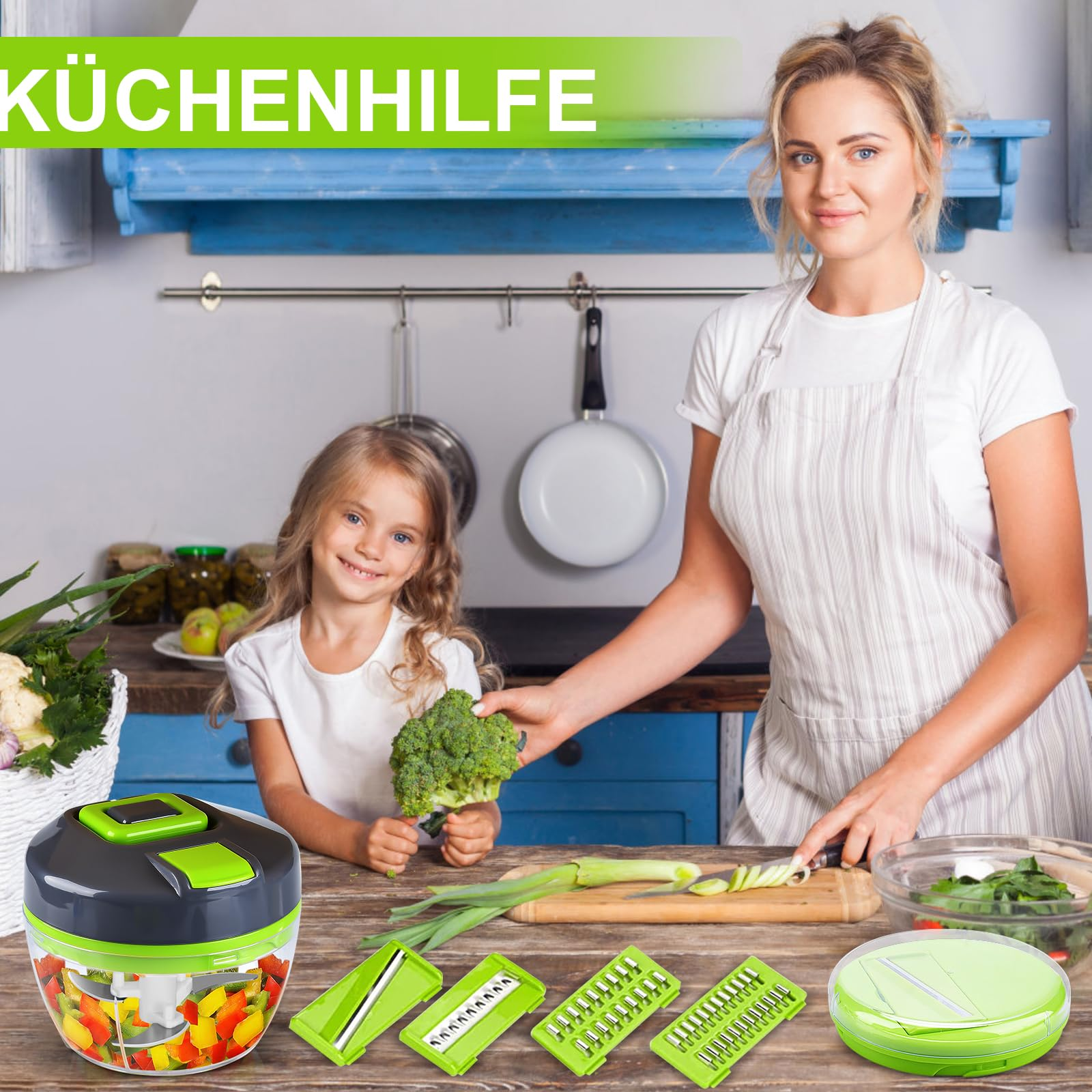 Frau und Kind bereiten Gemüse zu, Küchenwerkzeuge, grün und weiß.
