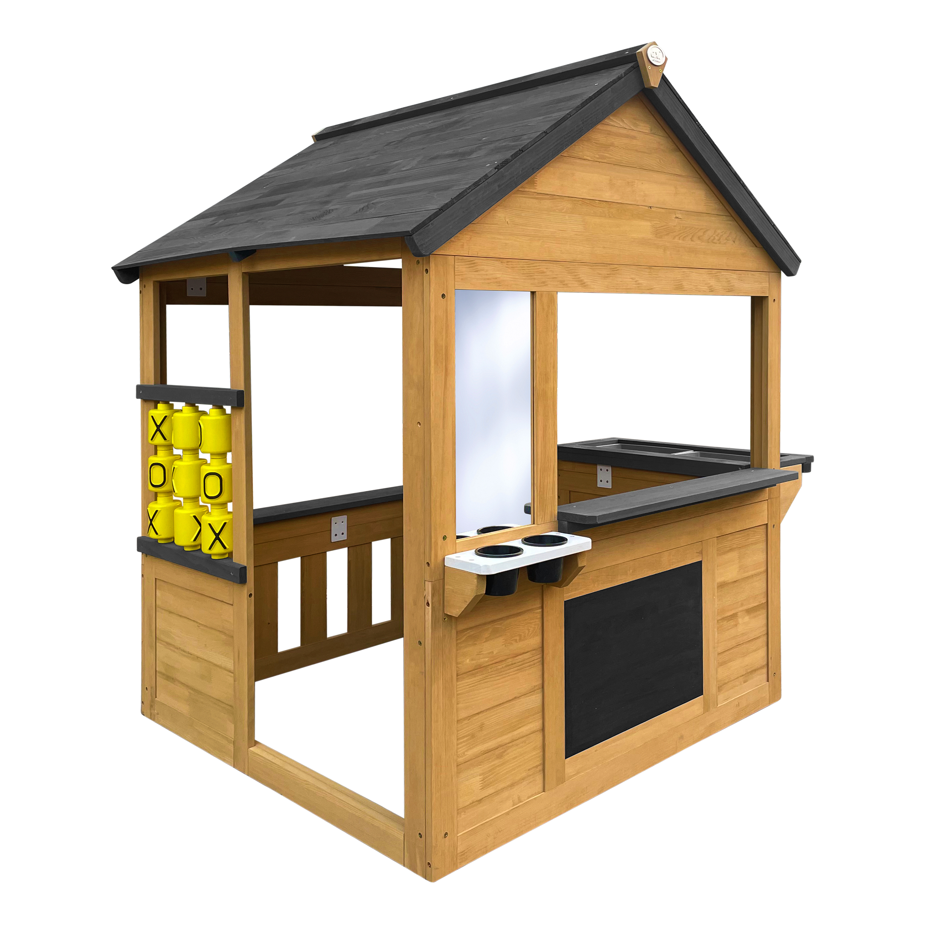 Ein Spielhaus aus Holz mit schwarzem Dach. Es hat ein Tic-Tac-Toe-Brett und eine Tafel. Ein Barbereich ist sichtbar.