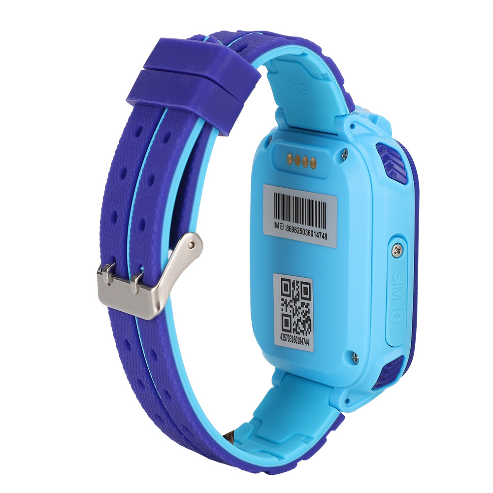 Eine blaue Smartwatch mit lila Armband. Der Bildschirm zeigt Messwerte an. Ein QR-Code und Etiketten sind sichtbar.