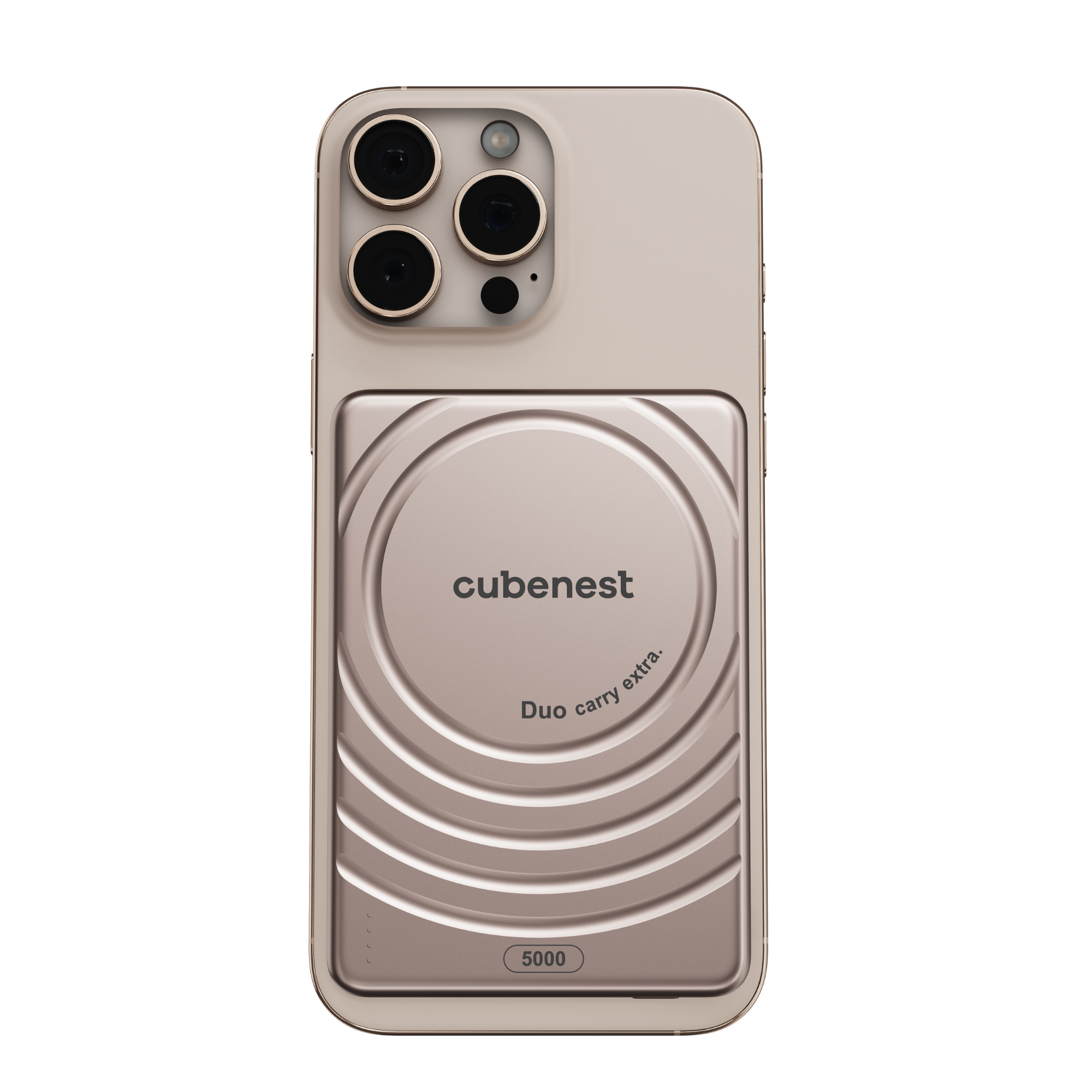 Eine beige Handyhülle mit magnetischer Geldbörse, mit 'cubenest' und '5000' aufgedruckt, auf Weiß.