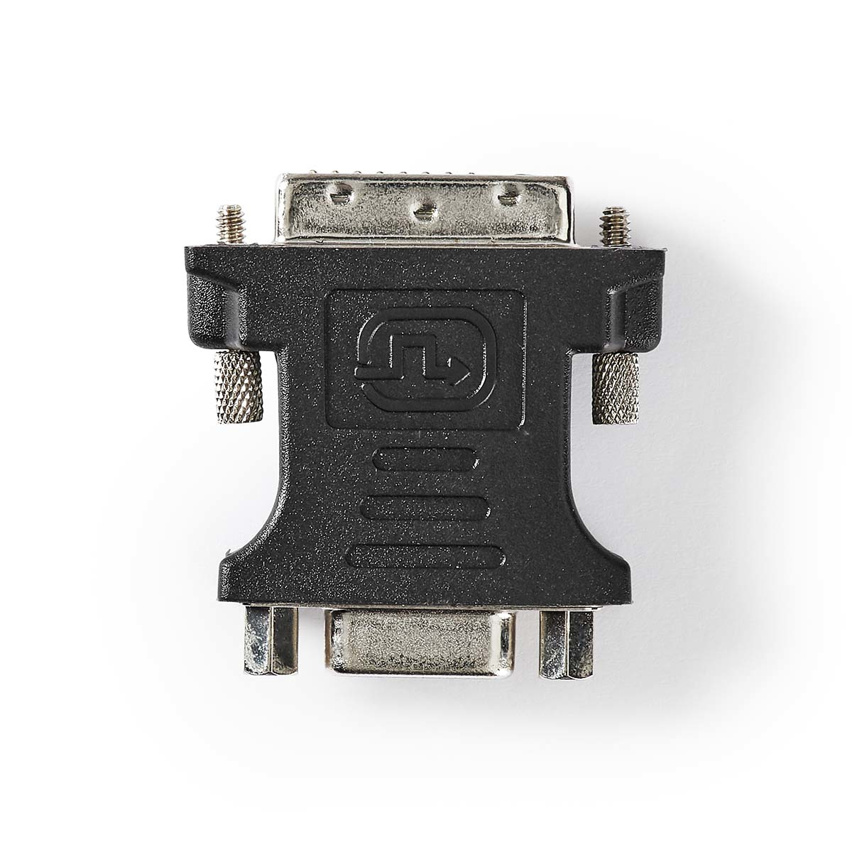 Een zwarte DVI-I naar DVI-A-adapter met zilveren schroeven. Het wordt op een witte achtergrond getoond.