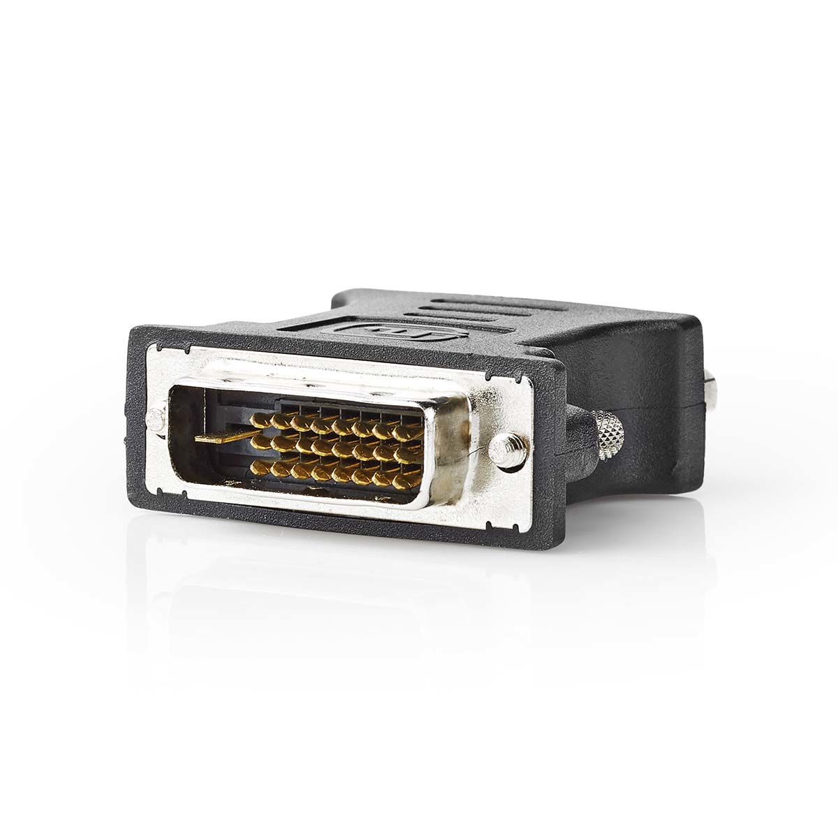 Een zwarte DVI-D connector, schuin, met zilveren schroeven, geïsoleerd op een witte achtergrond.