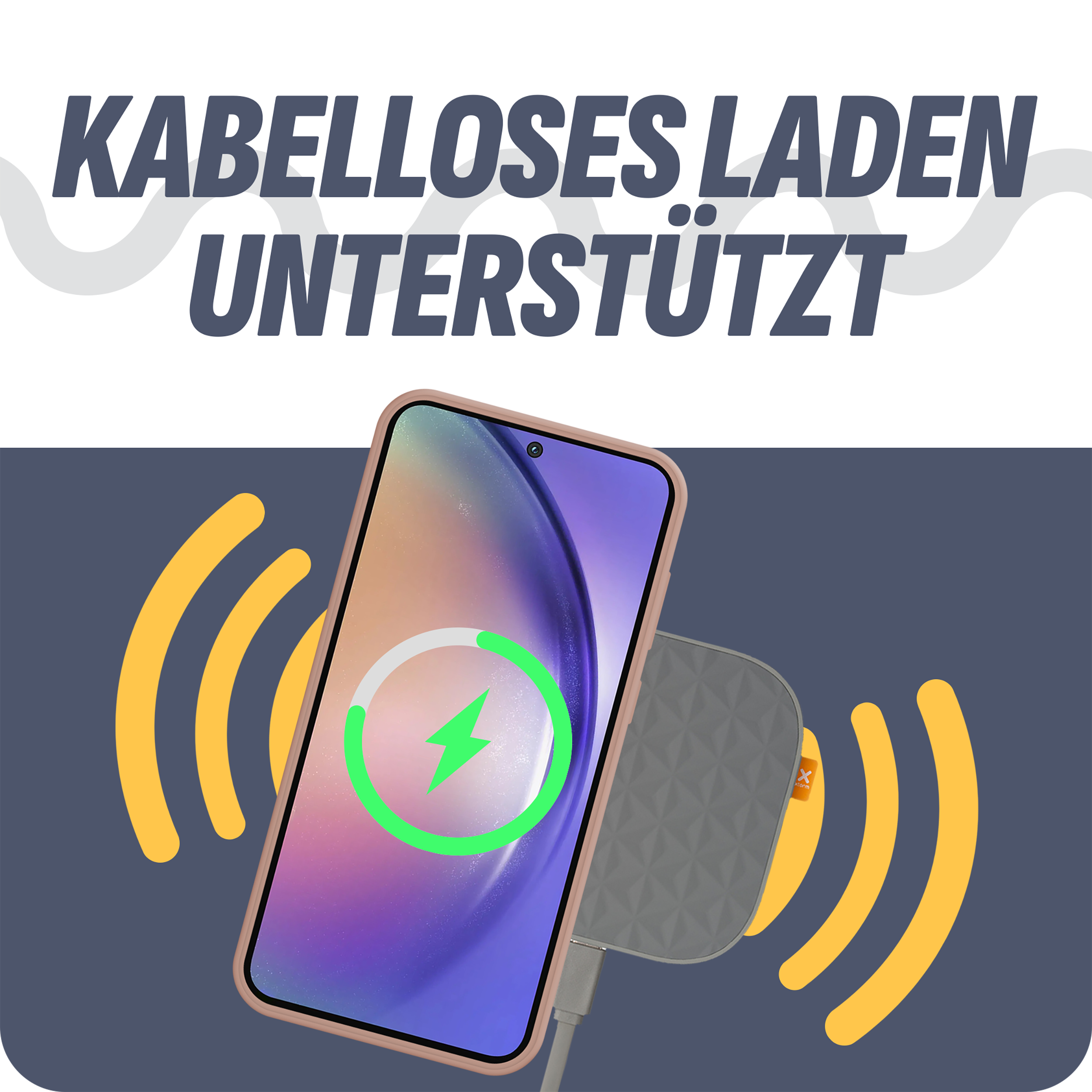 Ein Telefon, das auf einem kabellosen Ladegerät geladen wird. Das Telefon hat eine rosa Hülle, das Ladegerät ist grau.