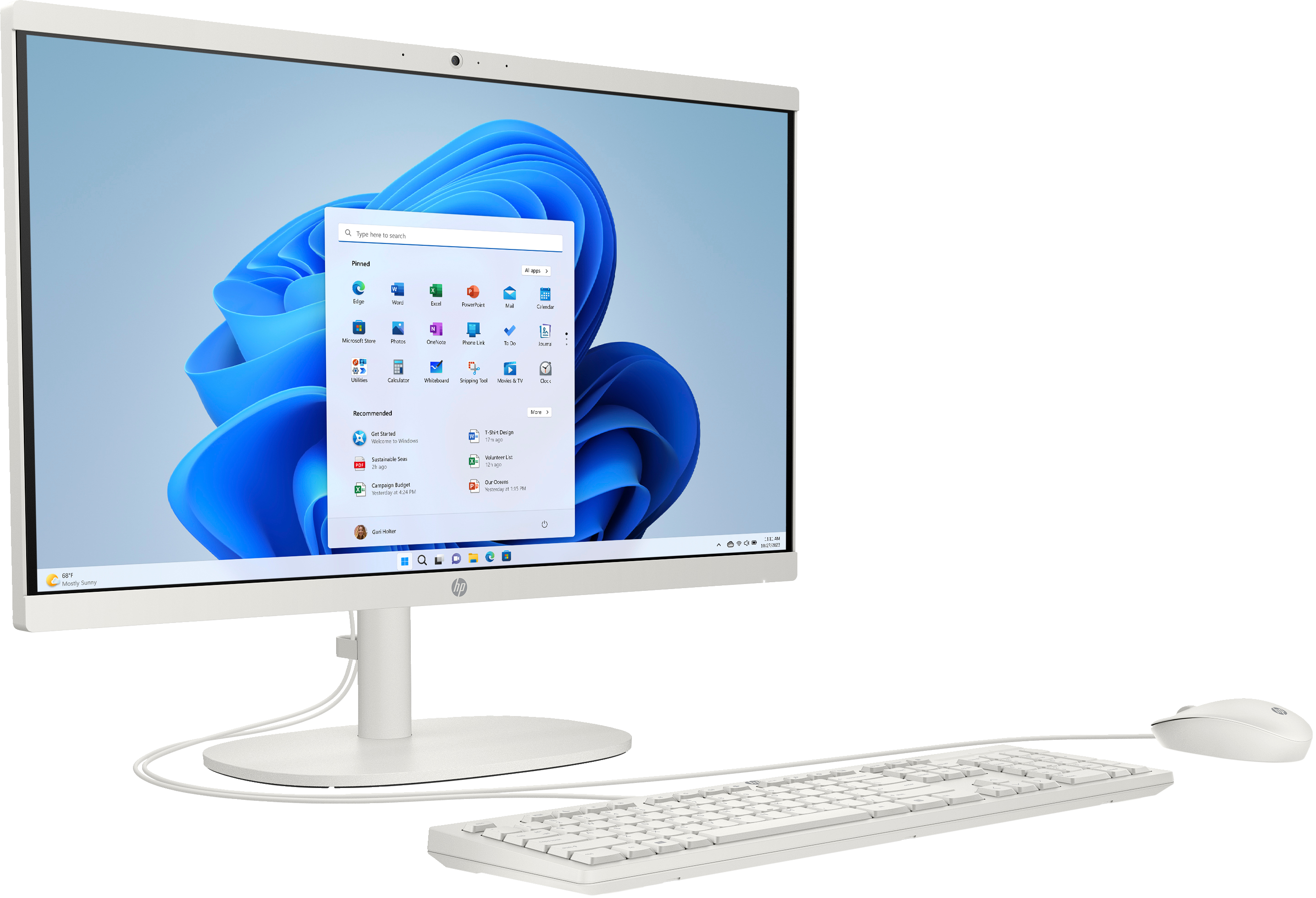 Biały komputer typu all-in-one z białym monitorem, klawiaturą i myszą. Ekran pokazuje system Windows 11.