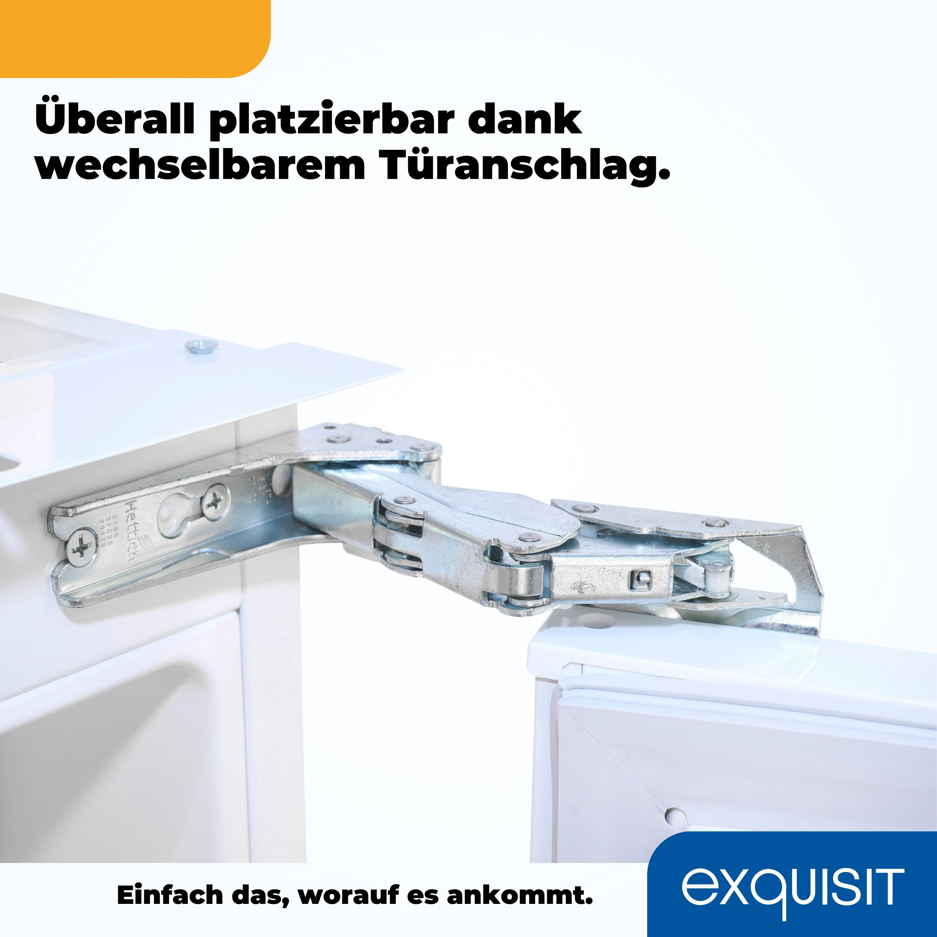 Weißer Schranktürscharnier, teilweise geöffnet, mit Text und Logo. Das Scharnier ist metallisch.