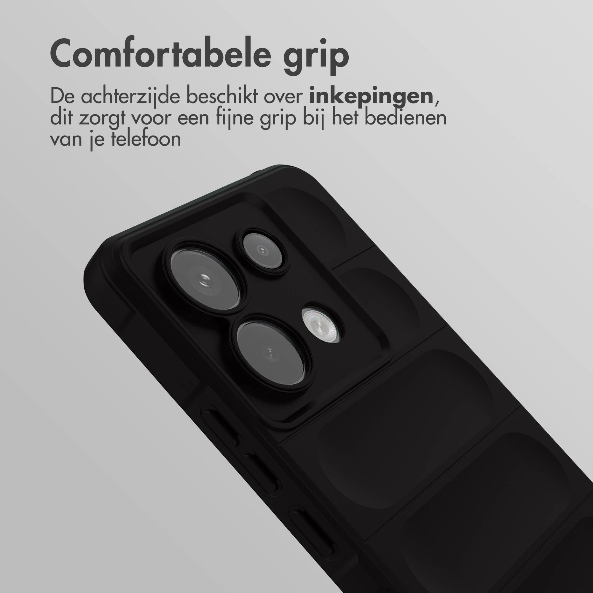Close-up van een zwarte telefoonhoes, met inkepingen op de achterkant.