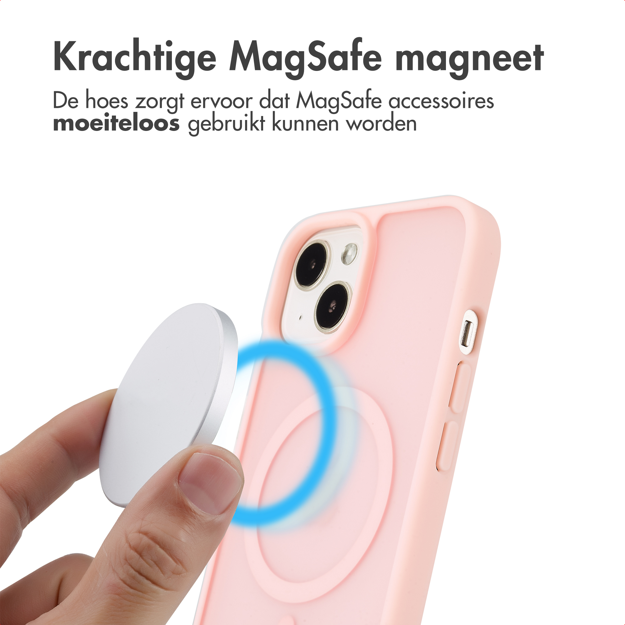 Roze telefoonhoes met een MagSafe-accessoire. Hand houdt het witte MagSafe-accessoire vast.