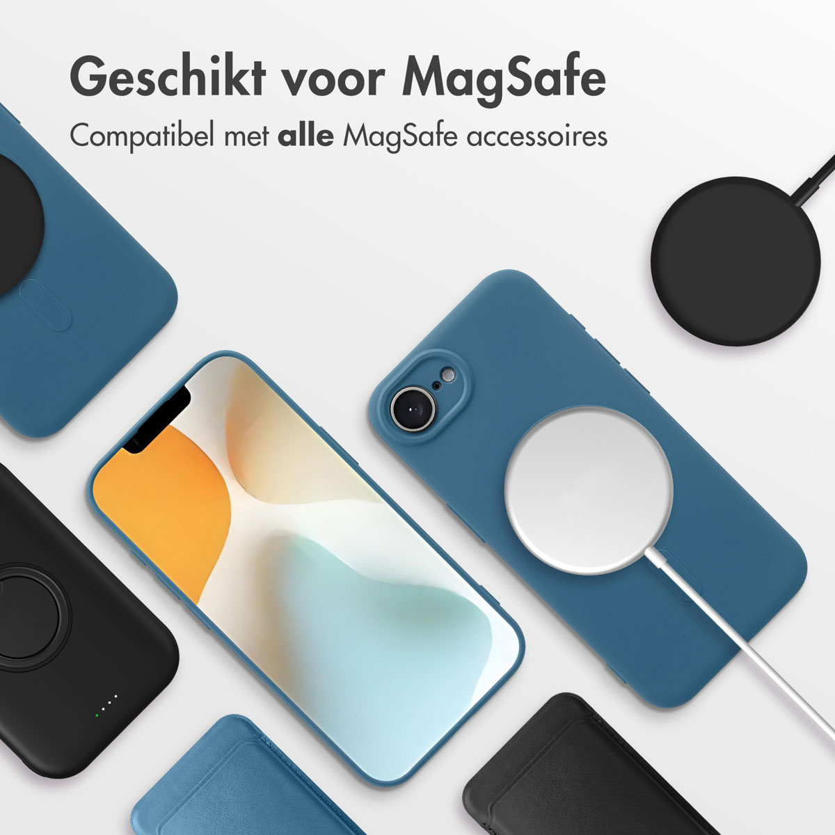 Plusieurs téléphones et chargeurs. Étuis bleus et noirs. Fond blanc.