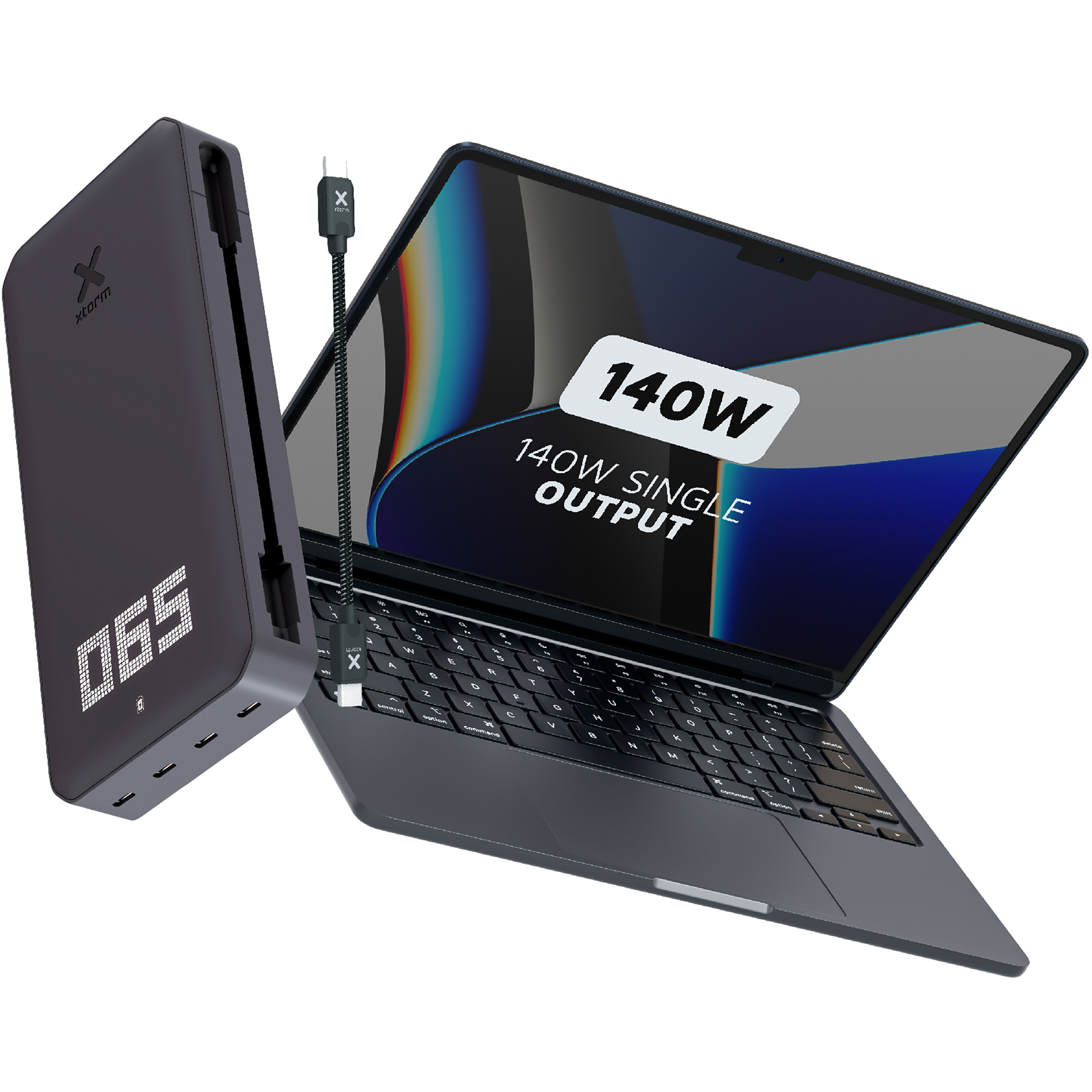 Schwarze Powerbank, Laptop und Kabel. Text auf Powerbank: 140W SINGLE OUTPUT.