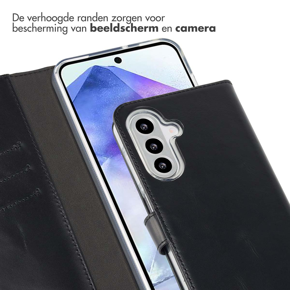Une coque de téléphone noire avec un téléphone à l'intérieur, montrant l'écran. La coque est ouverte.