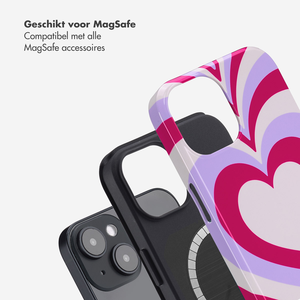 Telefoonhoesje met een hartontwerp en zwarte telefoon. De hoes is roze en wit, en zwart.