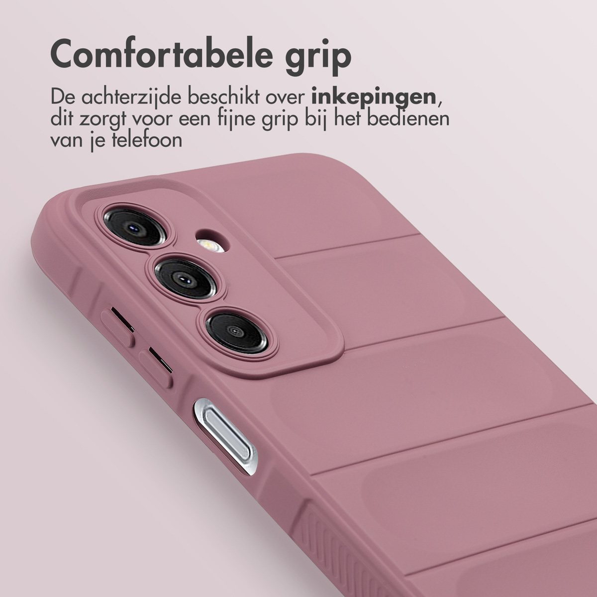 Close-up van een stoffig roze telefoonhoesje met lijnen op een telefoon.