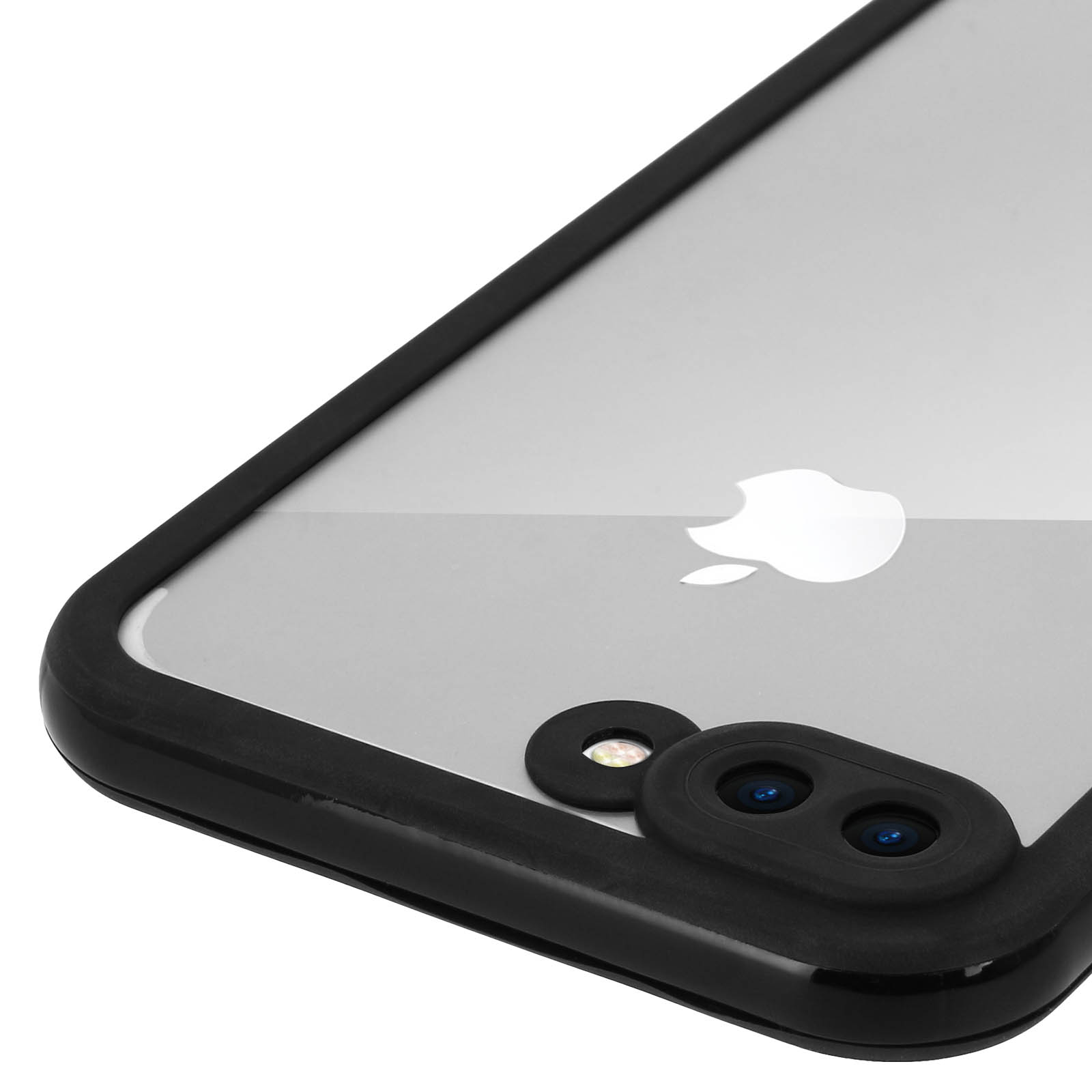 Una custodia trasparente per telefono, con un bordo nero. Il logo Apple e la fotocamera del telefono sono visibili.