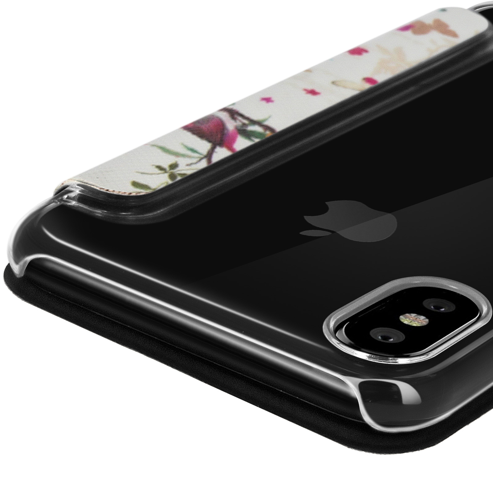 Primo piano di una custodia trasparente con motivo floreale. Visibile la fotocamera del telefono.