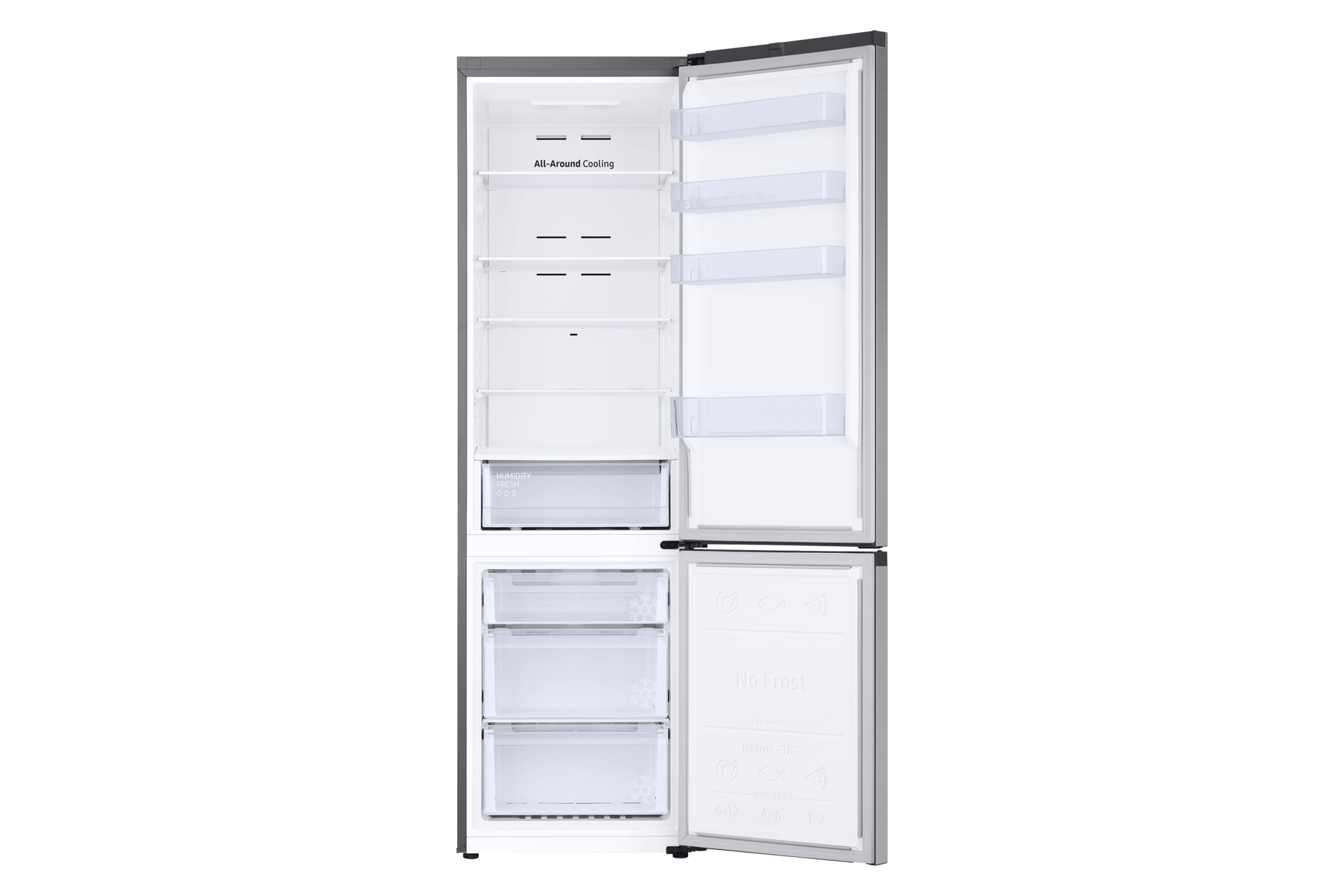 Geöffneter Kühlschrank mit Regalen, Schubladen und Fächern. Dunkler Hintergrund.