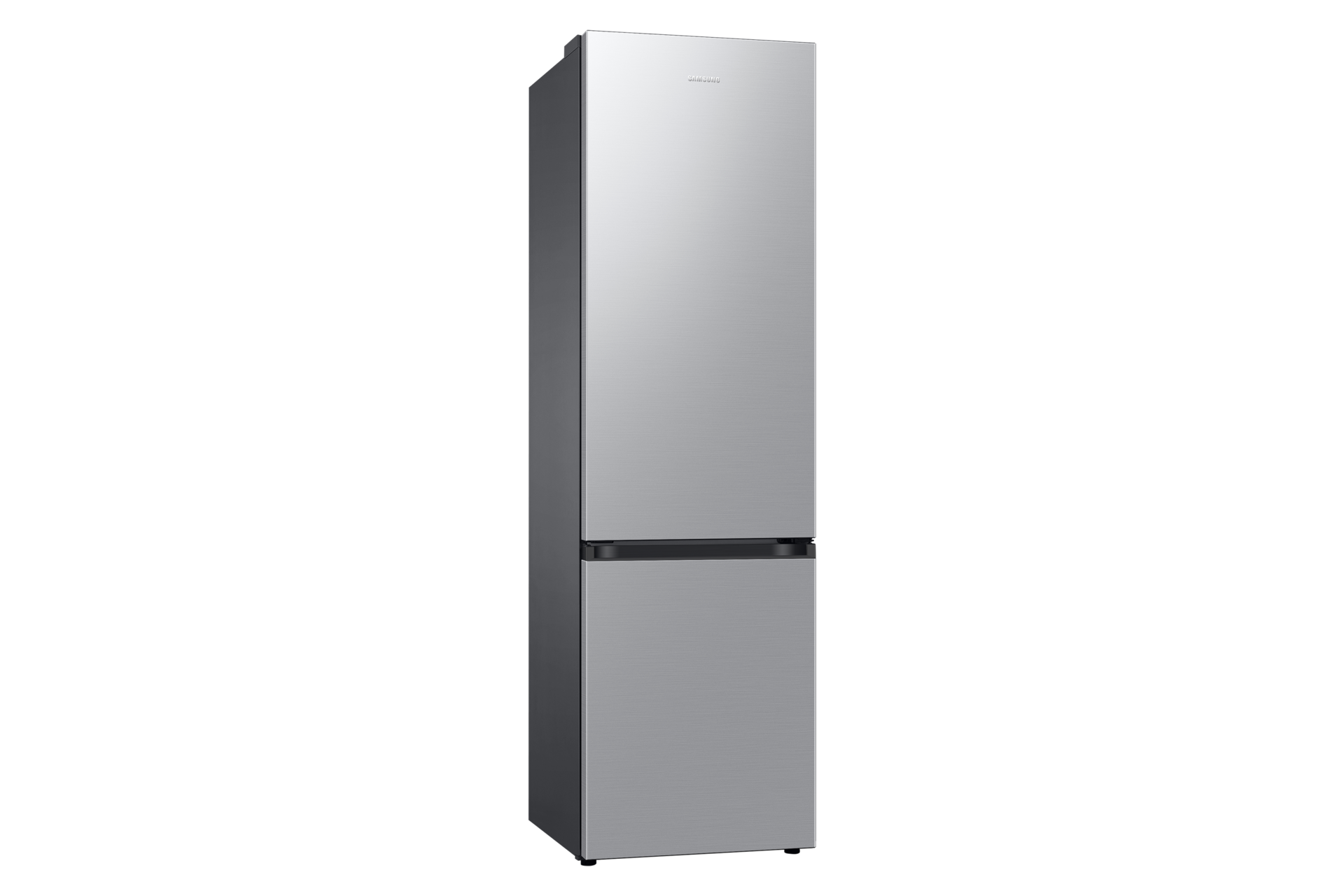 Silberfarbener Samsung-Kühlschrank mit zwei Türen vor schwarzem Hintergrund.