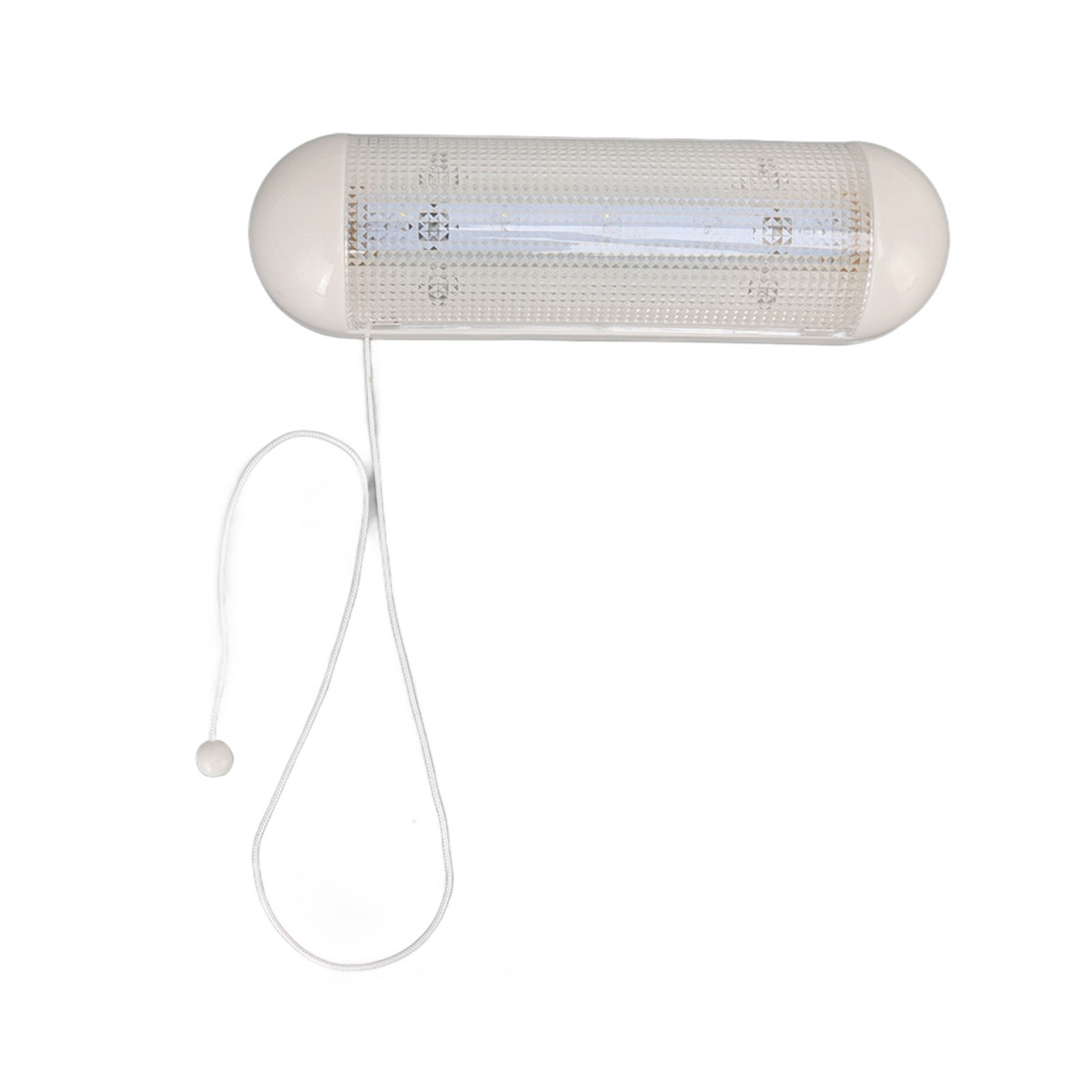 Eine weiße, oval geformte Leuchte mit Zugkordel. Die Leuchte hat eine transparente Musterabdeckung.