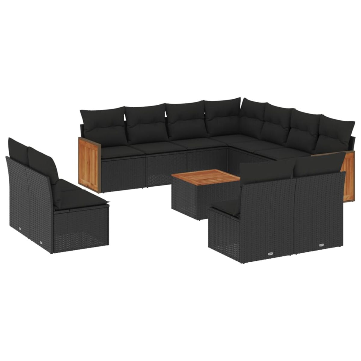 Set di mobili da giardino in rattan nero. Include un divano angolare, due sedie e un tavolino da caffè su bianco.