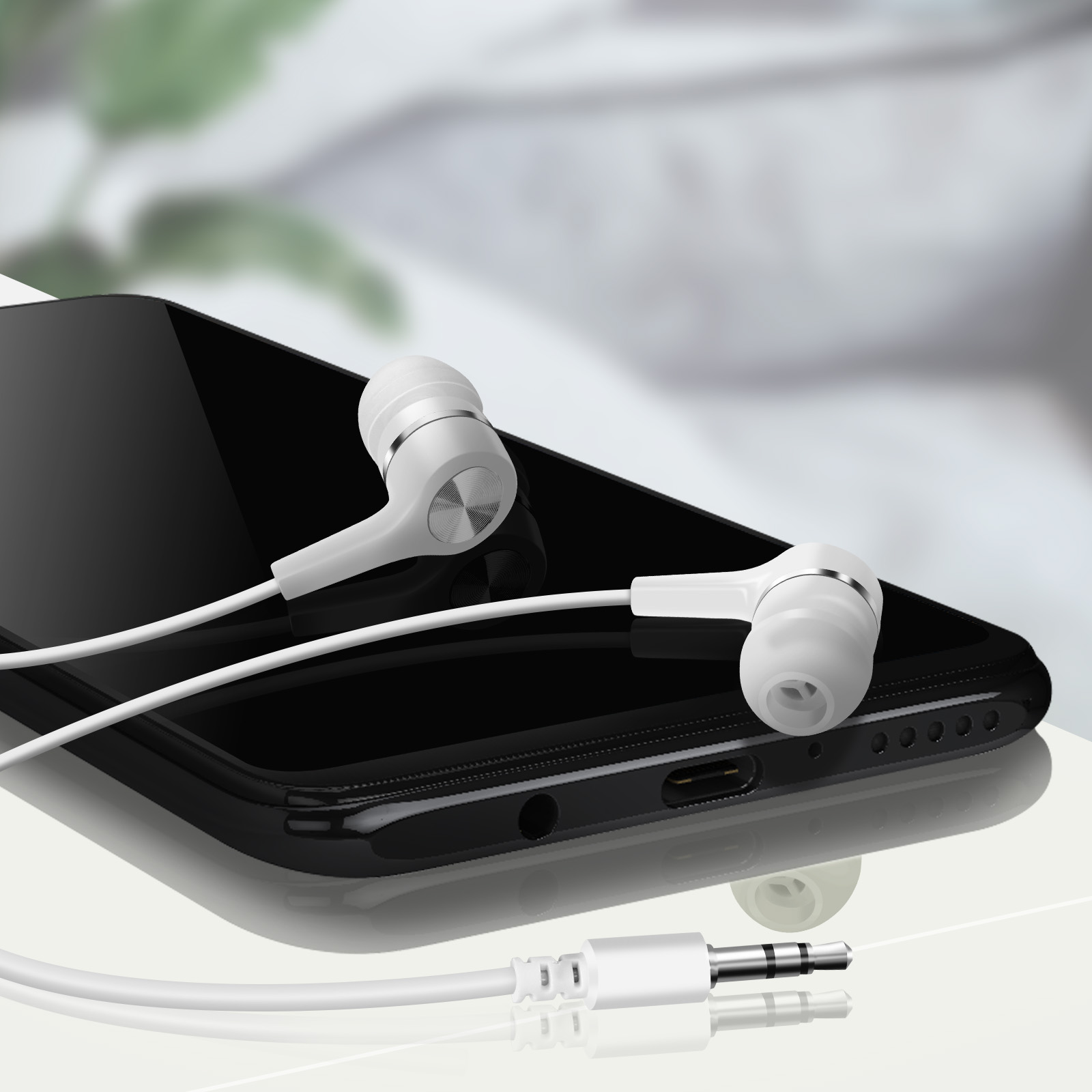 Weiße Ohrhörer, die mit einem schwarzen Telefon verbunden sind, 3,5-mm-Klinke sichtbar.
