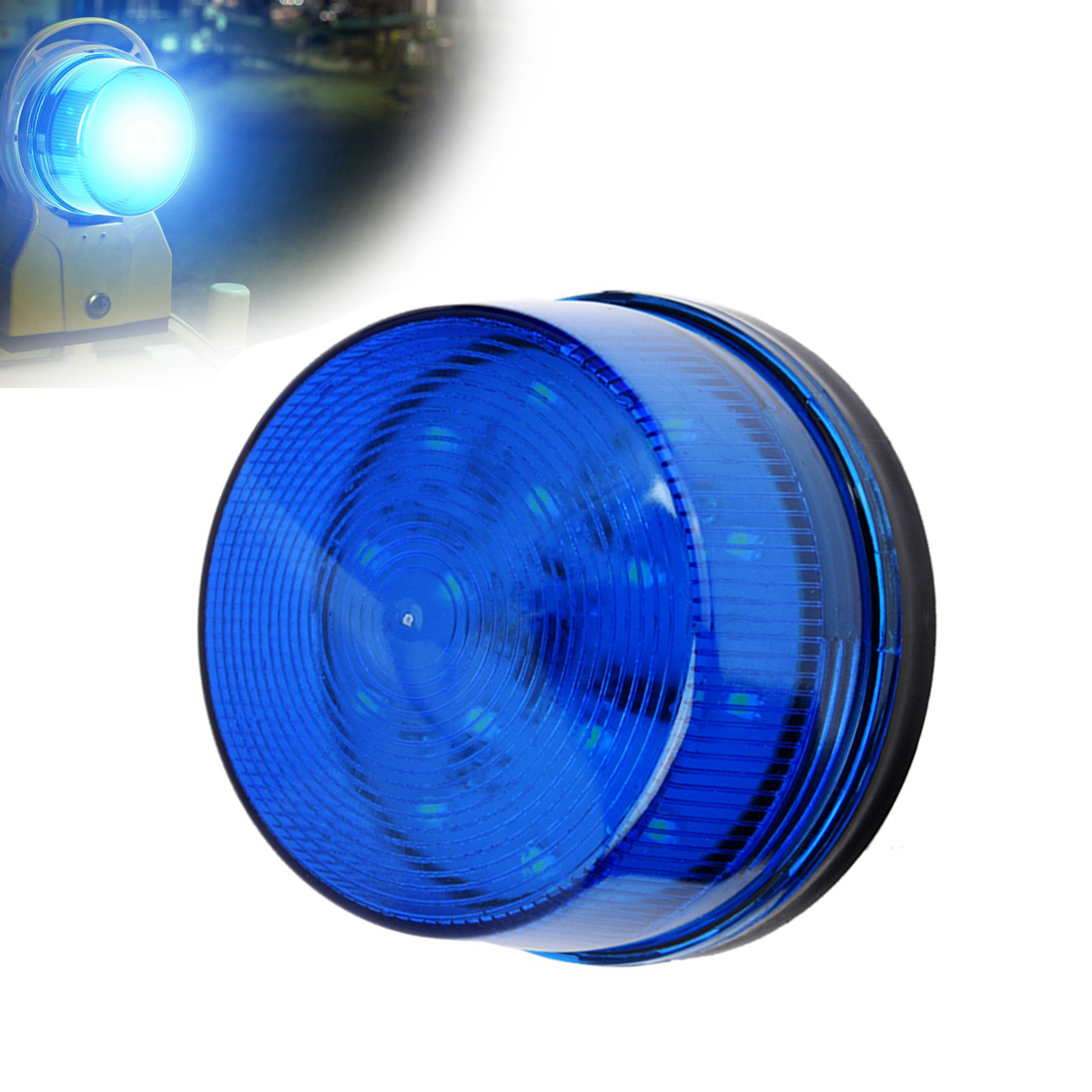 Blaues Notlicht. Das Bild zeigt das Licht an und einen Ausschnitt eines Lichts auf einer gelben Barrikade.
