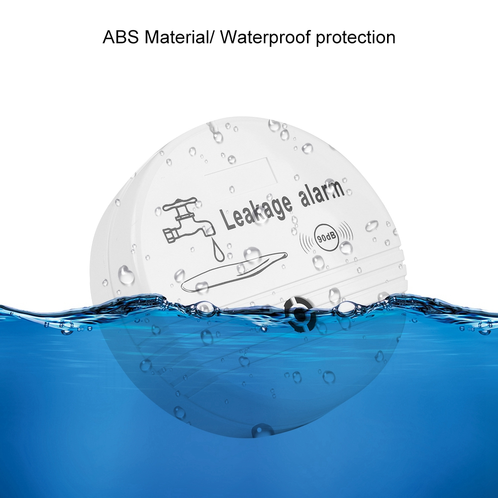 Weißer kreisförmiger Leckalarm, der teilweise in Wasser eingetaucht ist. Text: Leckalarm (90dB).