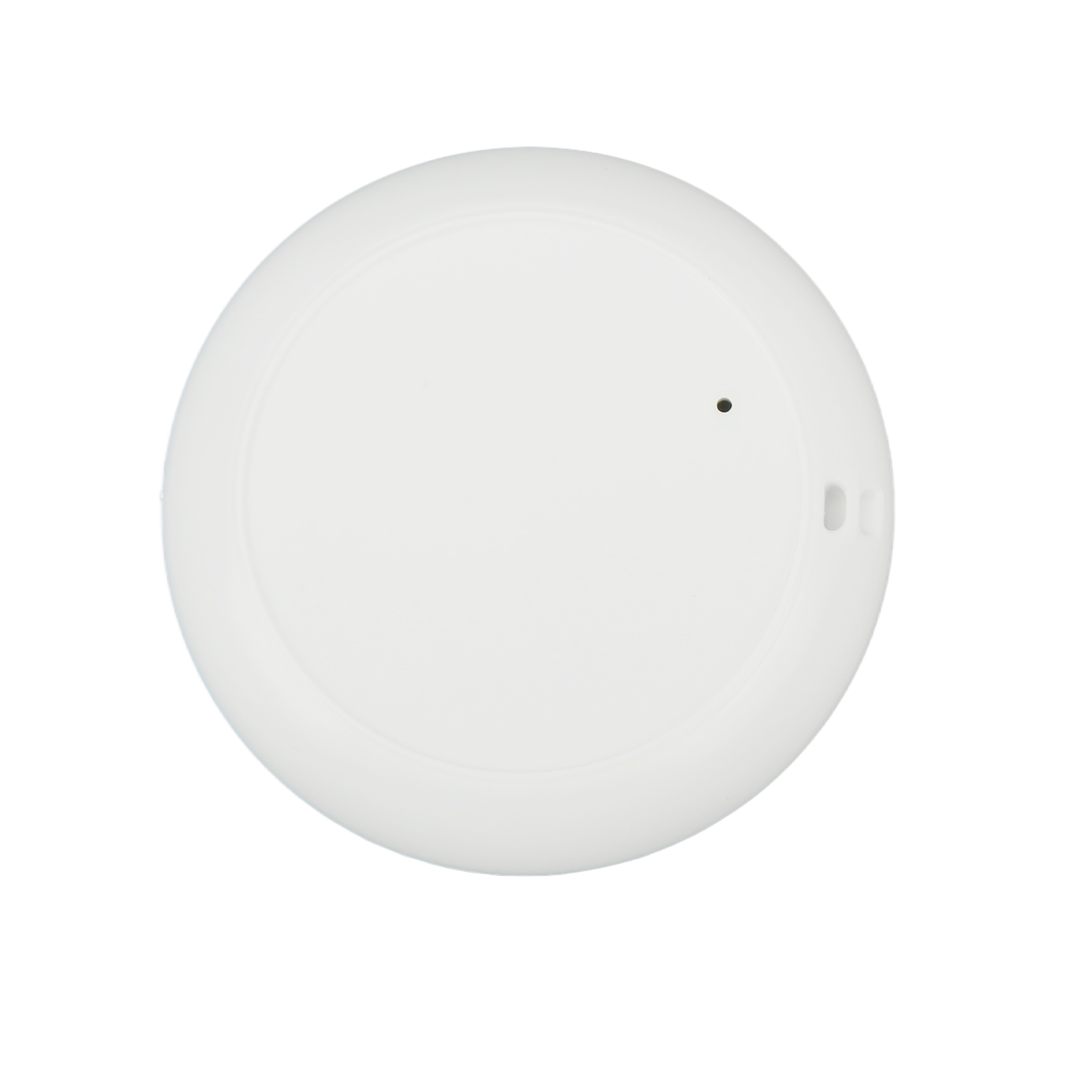 Weißes, rundes Smart-Home-Gerät mit einem kleinen Punkt und zwei Löchern auf der Oberfläche, isoliert auf Weiß.