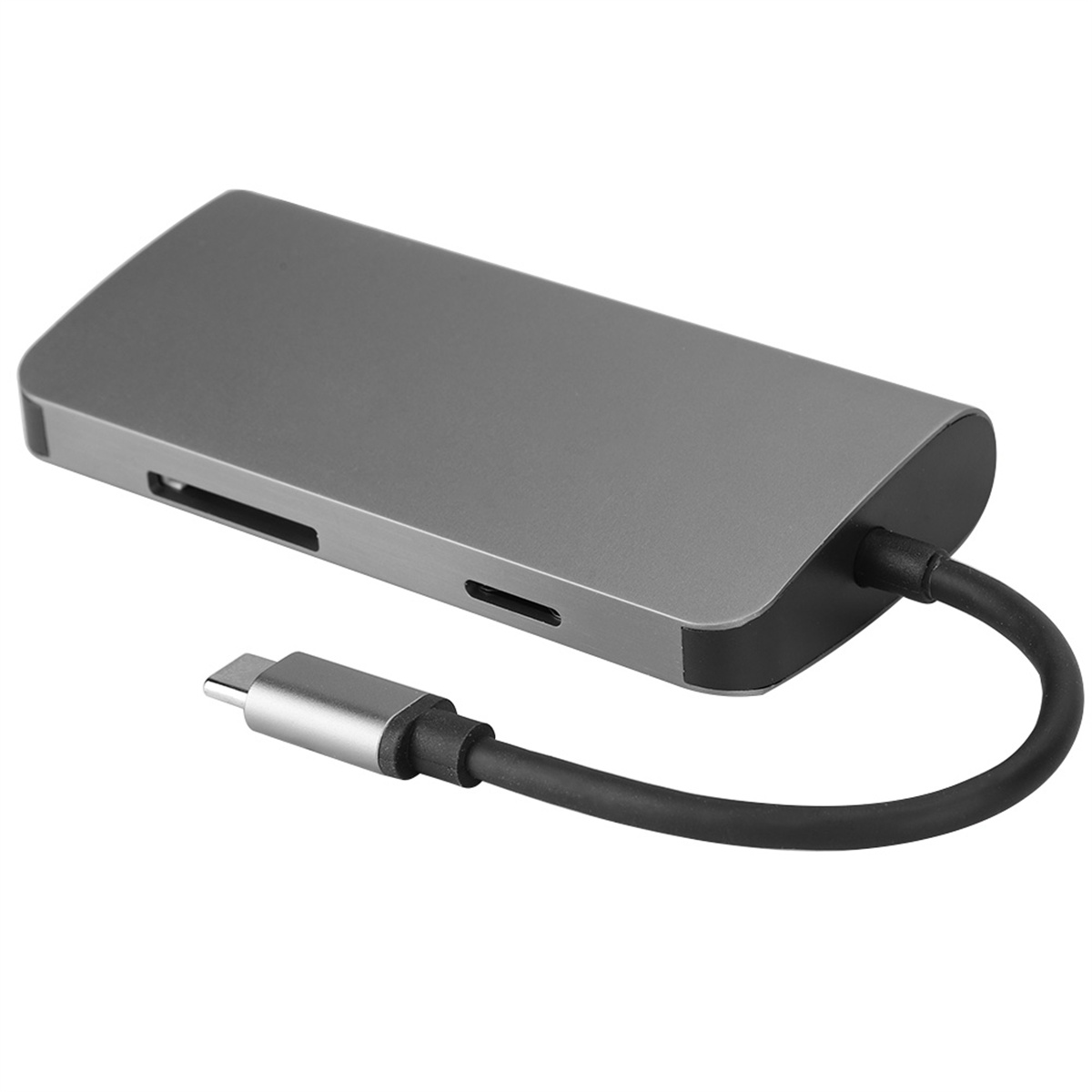 Ein silberner Hub mit einem schwarzen Kabel und einem USB-C-Anschluss. Er hat Schlitze an den Seiten.