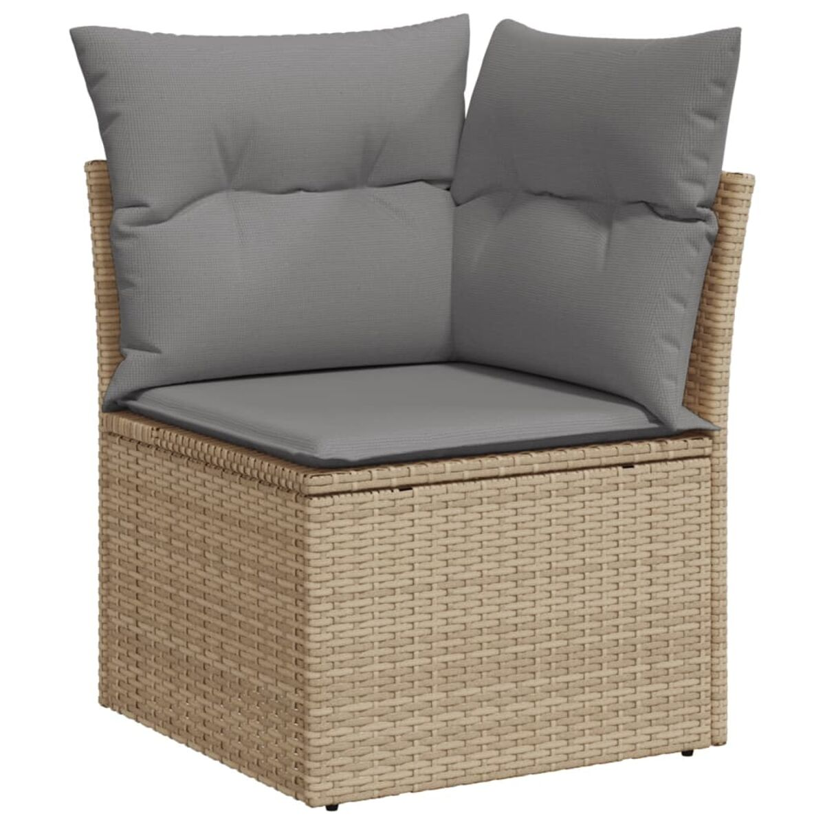 Beiger Eckstuhl aus Rattan mit grauen Kissen. Weißer Hintergrund.