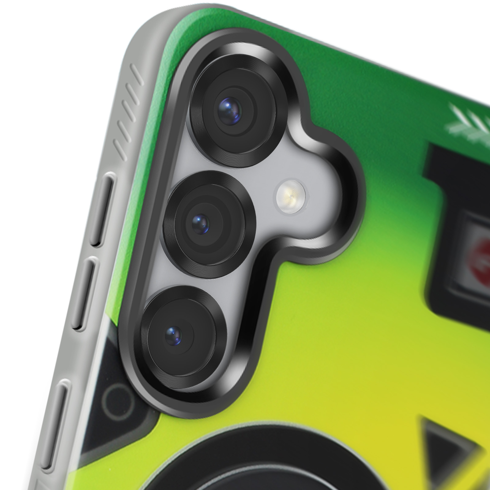 Primo piano di una custodia per telefono con un design a fotocamera. Le lenti e i dettagli della fotocamera sono a fuoco.