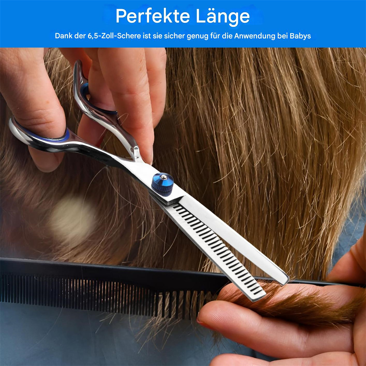 Haare werden mit silberner Schere und schwarzem Kamm geschnitten.