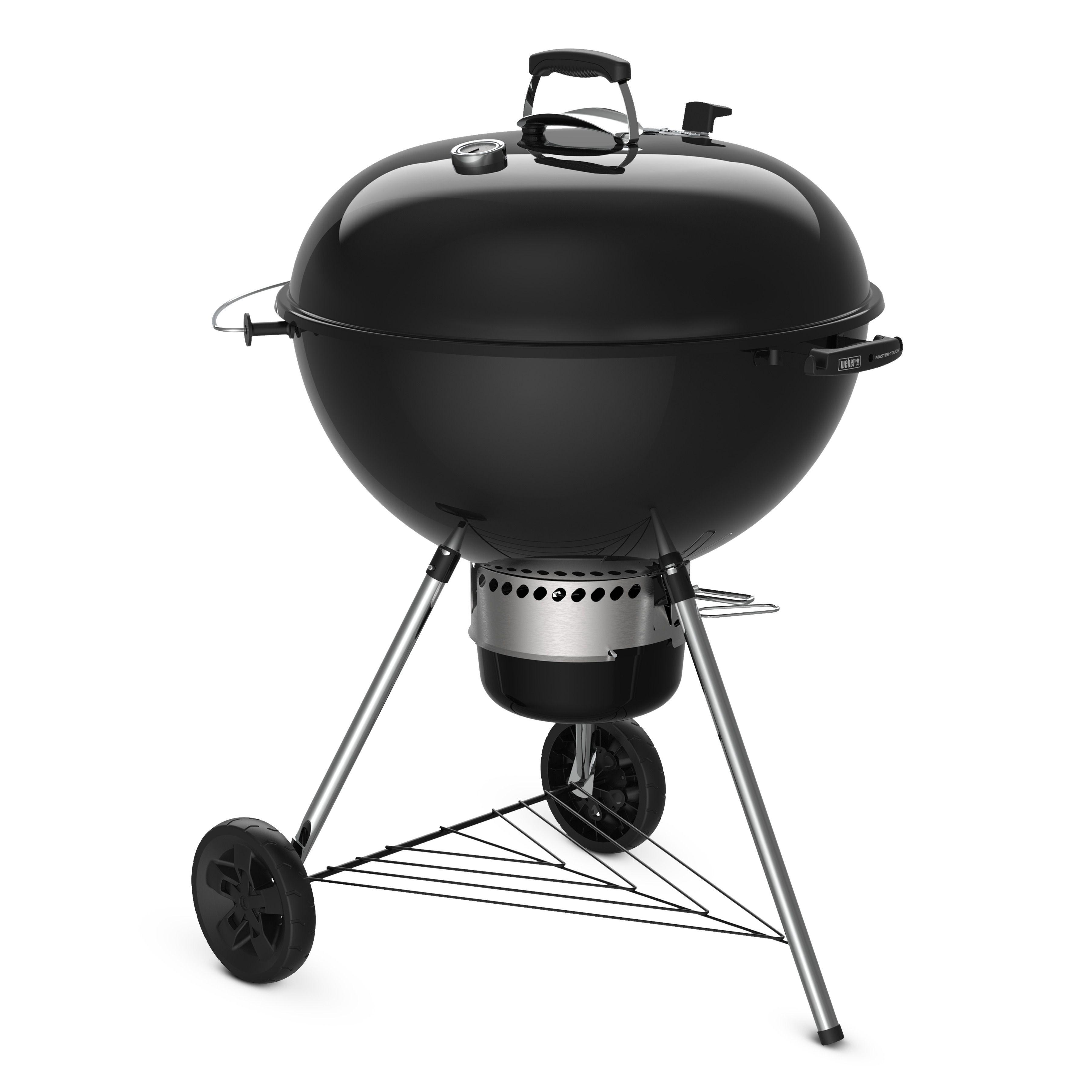Griglia a carbone nera con gambe argentate e coperchio. Sfondo bianco. Marchio Weber.