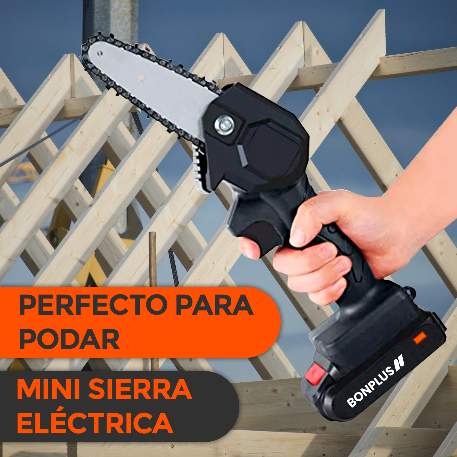 Una mini motosierra eléctrica con mango negro y cuchilla plateada, cortando una estructura de madera.