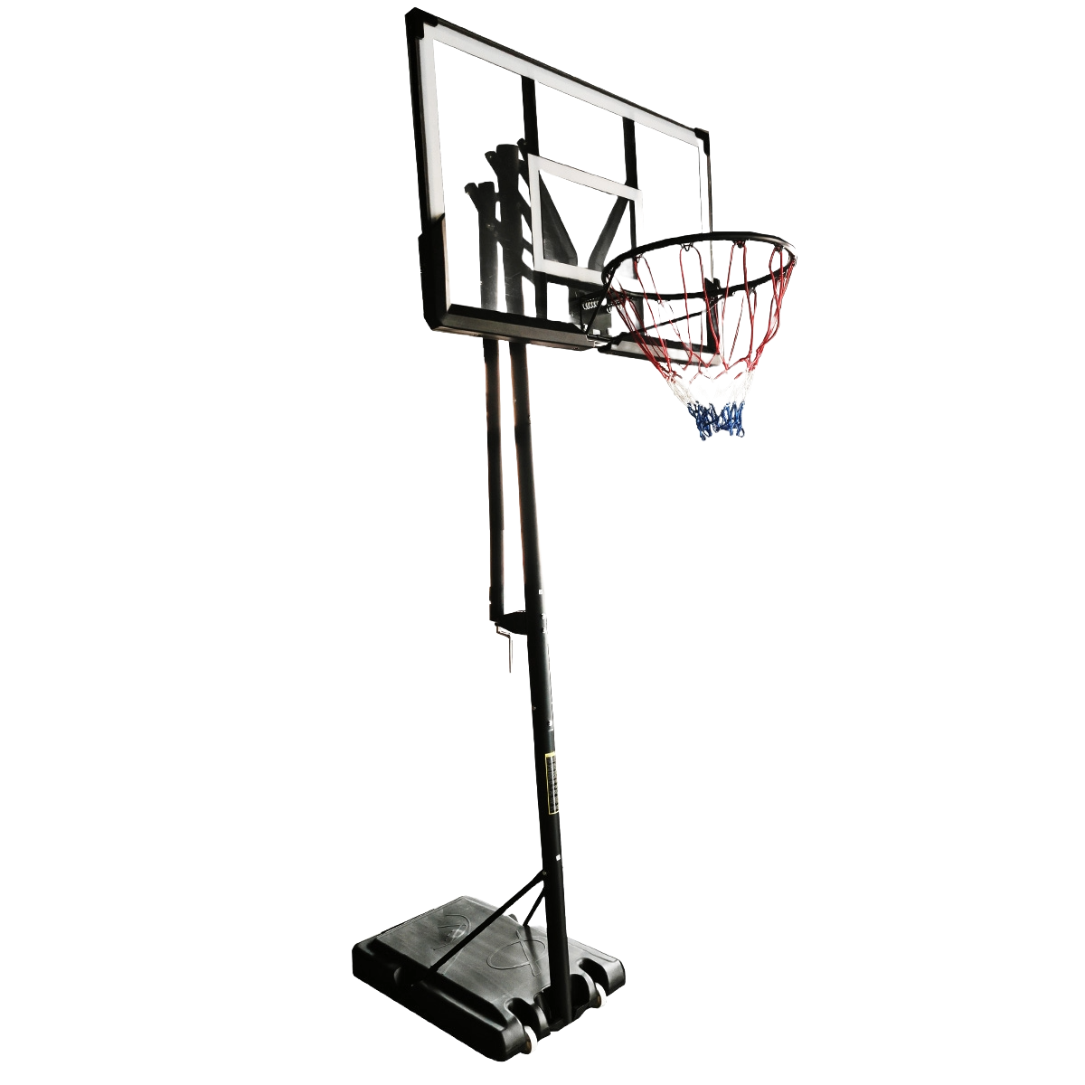 Koszykówka na czarnej podstawie. Siatka jest czerwono-biała.