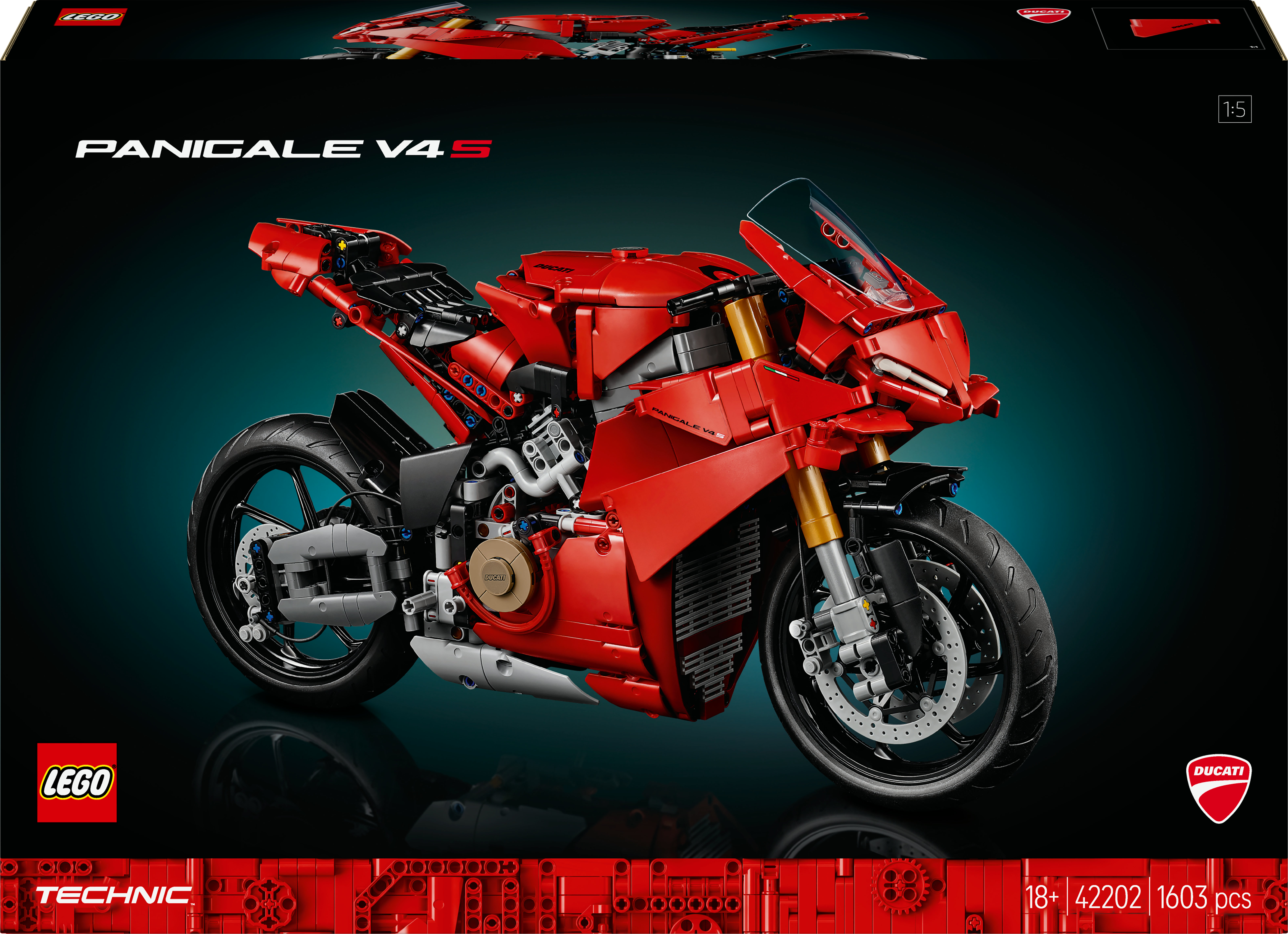 Una motocicleta Ducati Lego Technic roja. La caja muestra el set. La motocicleta está sobre una superficie negra.