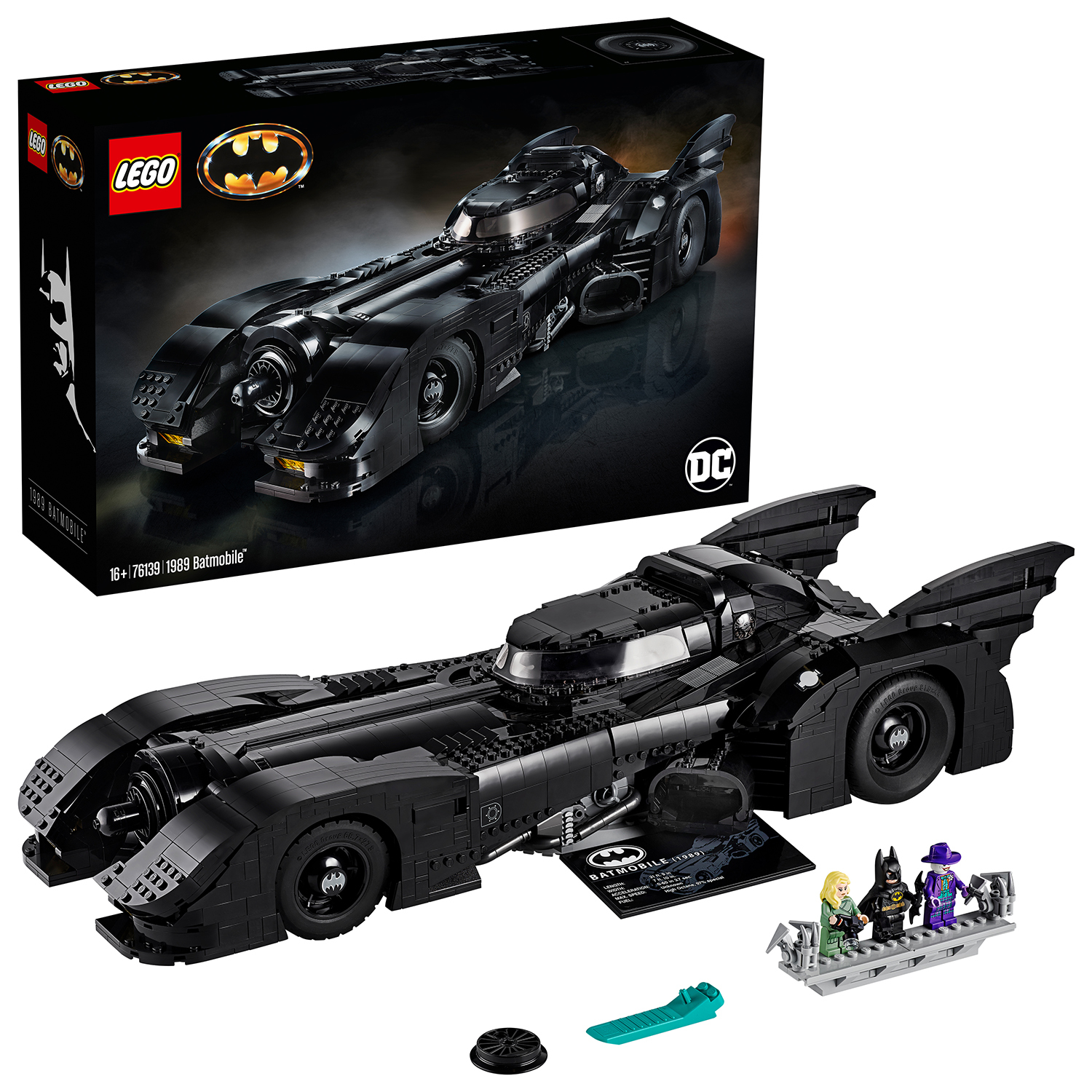 Een LEGO-set van de Batmobile uit 1989. De set is zwart en wordt getoond met figuren en een doos.