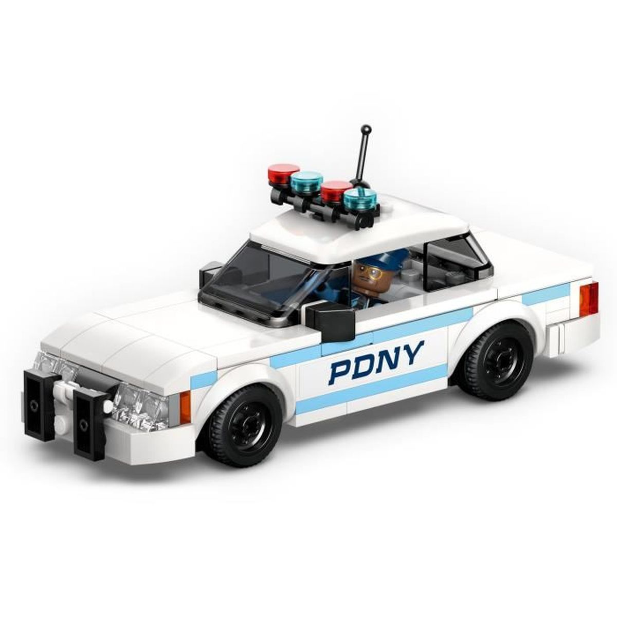 Un set de Lego de un coche de policía blanco con rayas azules. Una figura de conductor está dentro del coche.