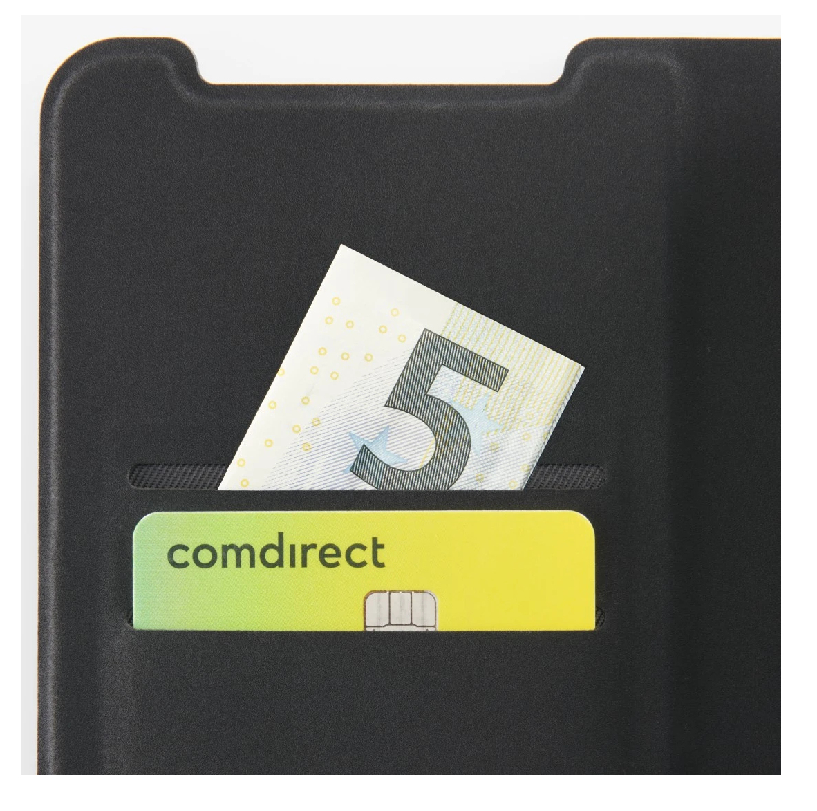 Custodia nera con banconota da 5 euro e carta verde comdirect nella fessura.