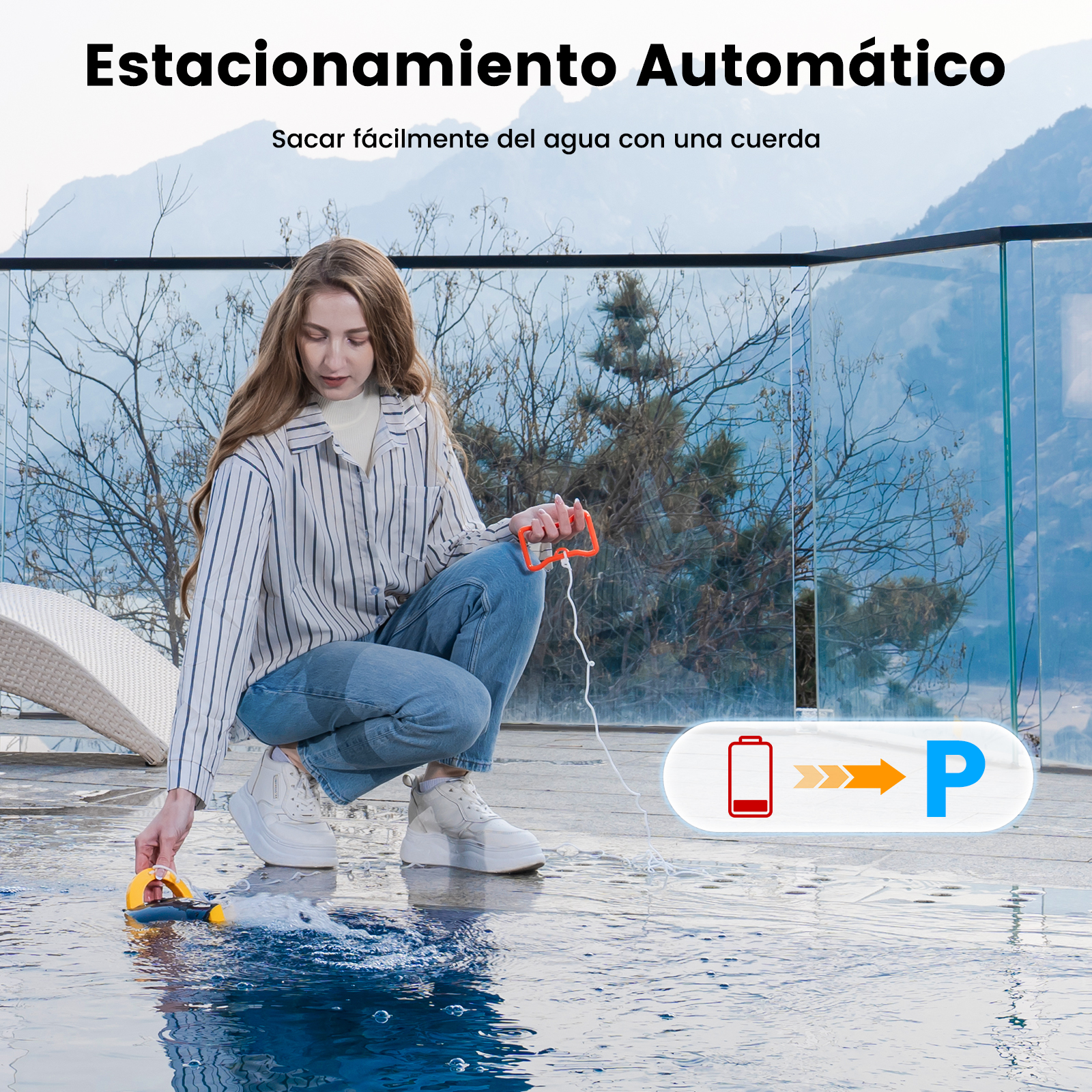 Mujer limpiando piscina con robot, texto 'Aparcamiento automático'. Piscina azul y cielo.