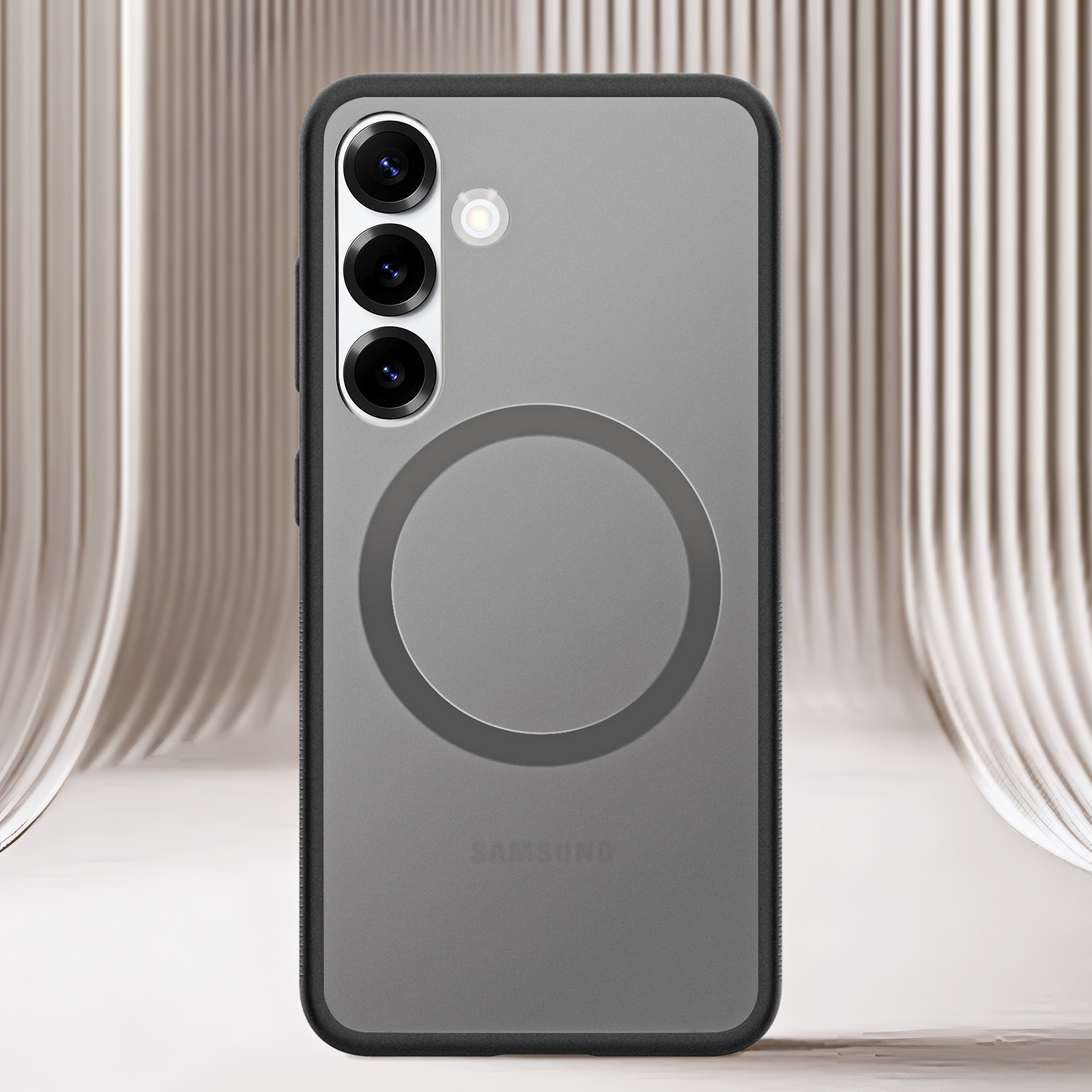 Graues Telefon mit schwarzem Rand, Kameralinsen und grauem Kreis. Weißer Wellenhintergrund.