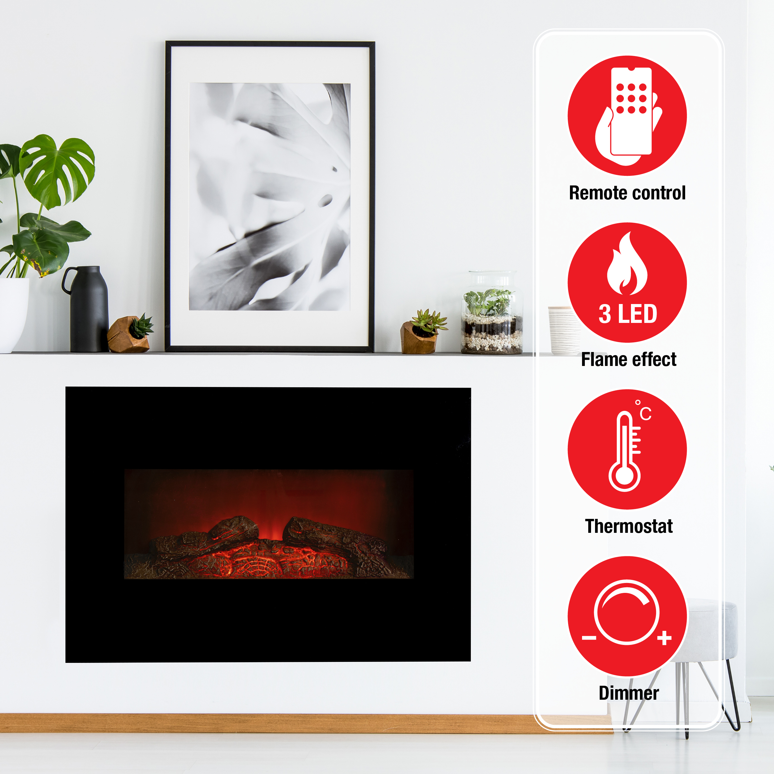 Schwarzer Elektrokamin an weißer Wand. Funktionen: Fernbedienung, Flamme, Dimmer.