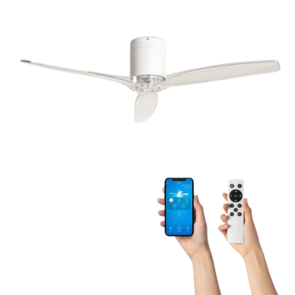 Ventilatore da soffitto bianco, telefono con controlli, mano con telecomando. Sfondo bianco.