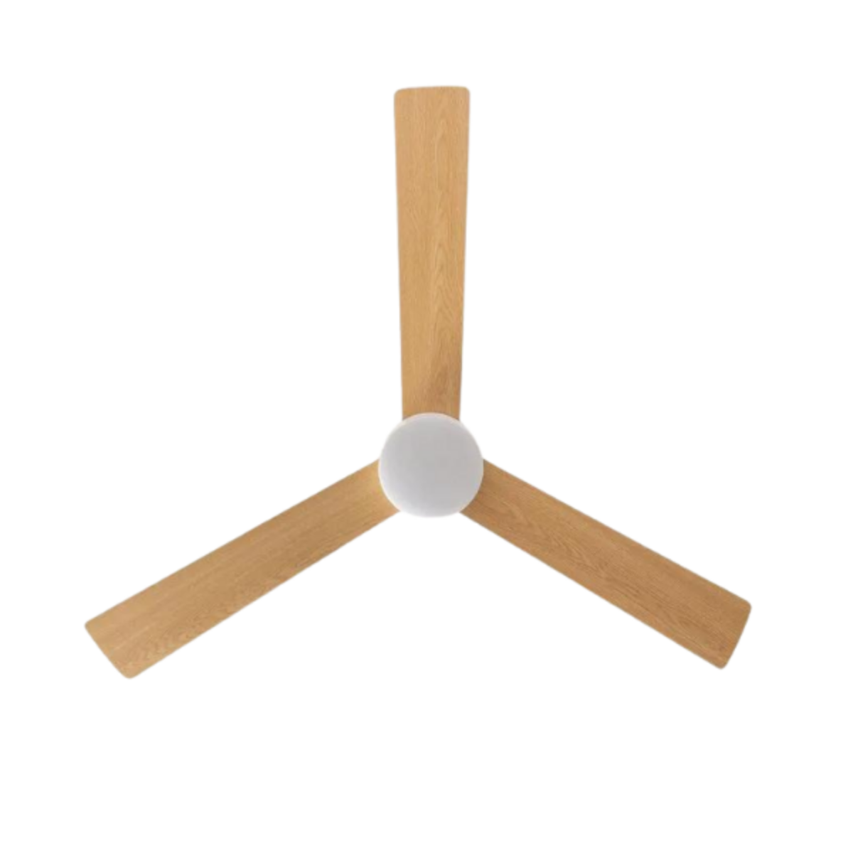 Un ventilatore da soffitto con tre pale in legno. Il ventilatore ha un attacco centrale bianco.