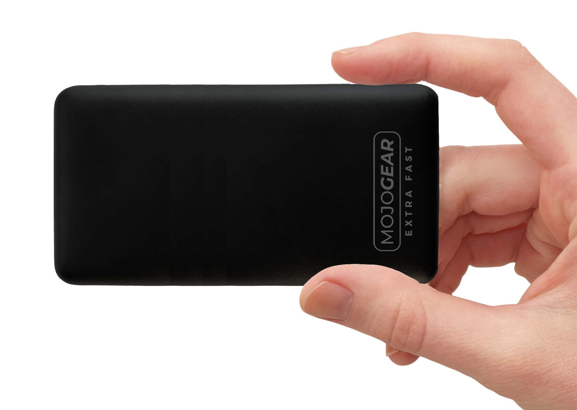 Une main tenant un disque dur externe noir MojoGear extra rapide.