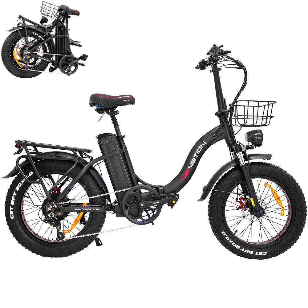 Bicicletta elettrica pieghevole nera. Ha pneumatici spessi, un cestino e un pacco batteria.