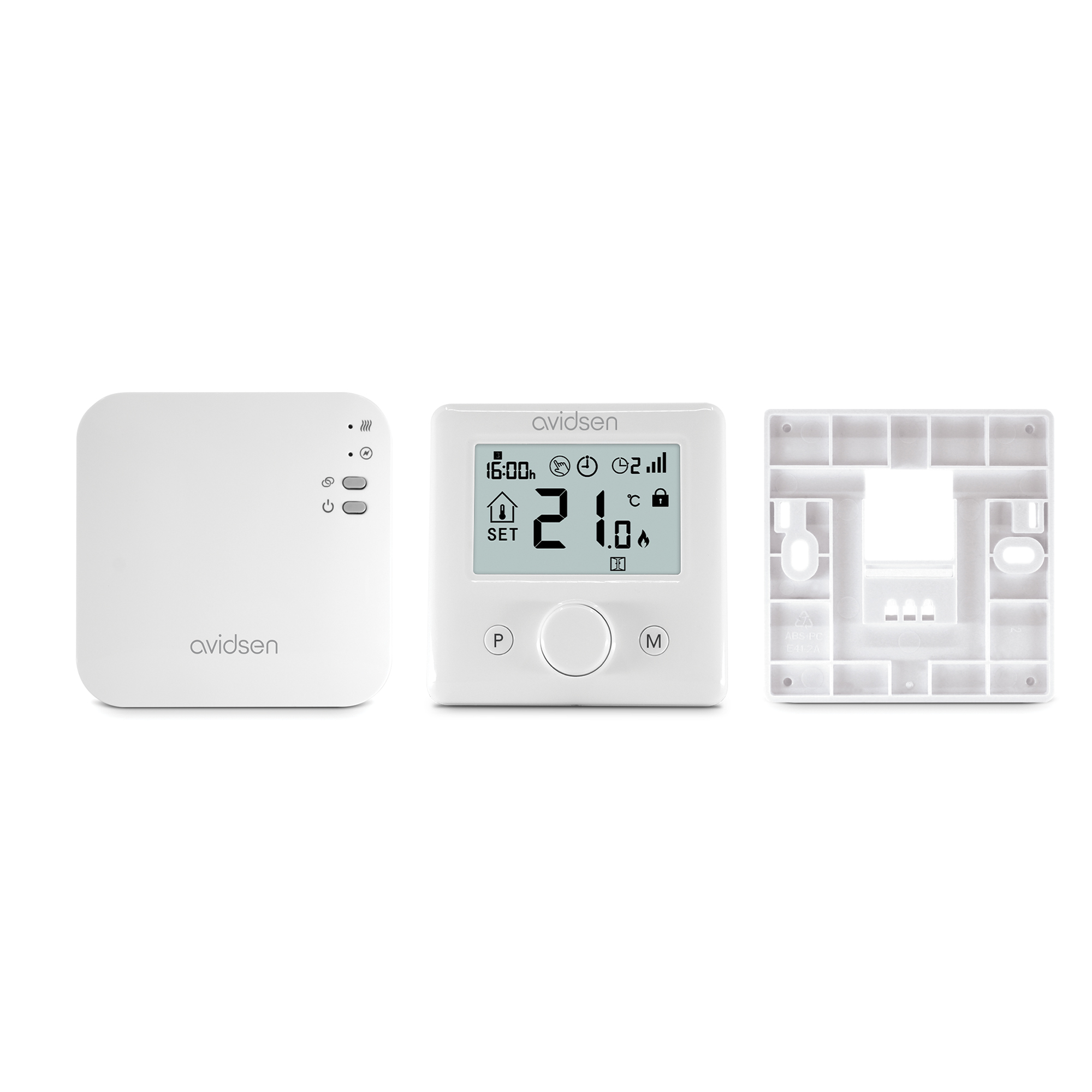 Componenti bianchi del sistema smart home: un telecomando e un termostato.