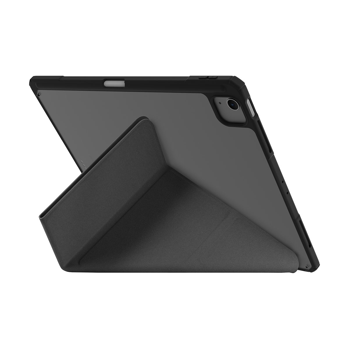 Un iPad in una custodia nera, appoggiato su un supporto nero.