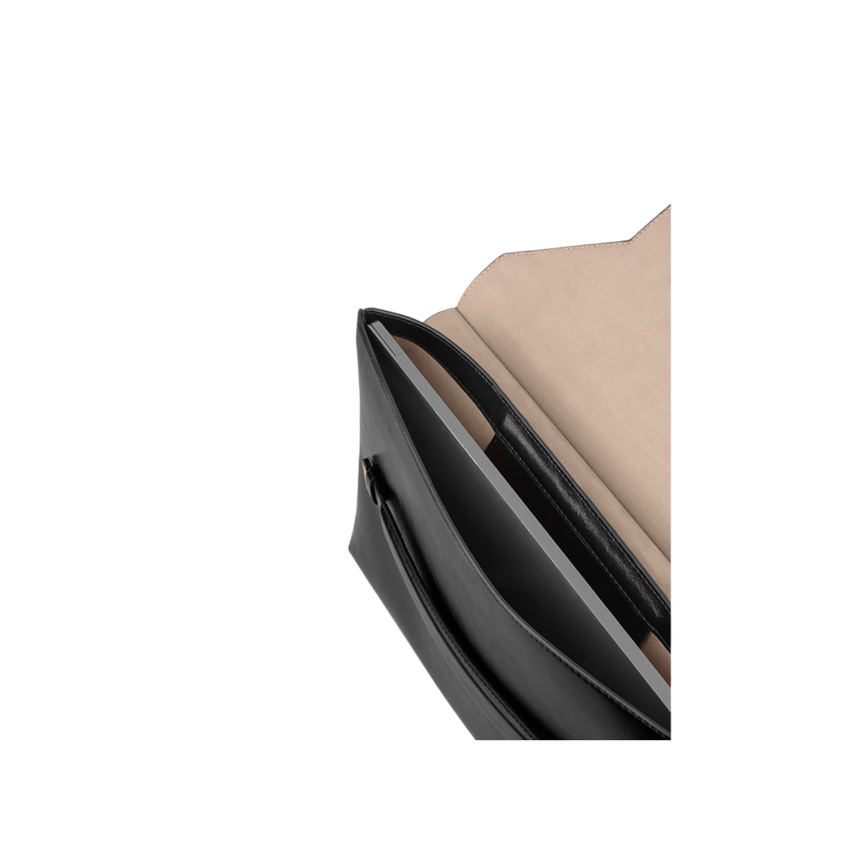 Geöffnete schwarze Laptop-Hülle, die einen Laptop darin zeigt. Beiges Innere mit schwarzem Äußeren.