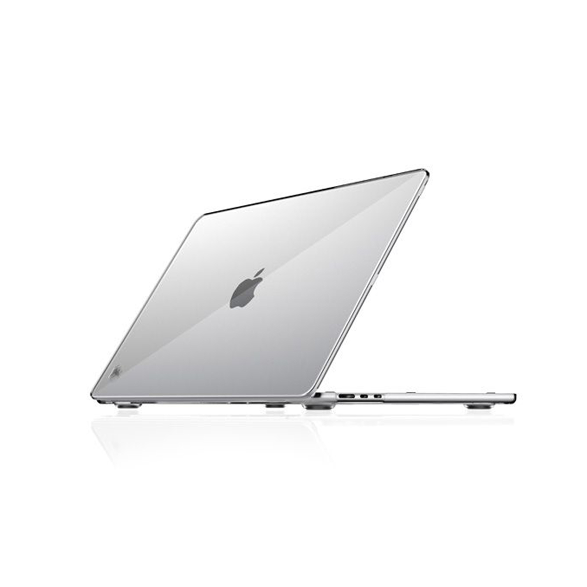 Ordinateur portable argenté sur fond blanc, ouvert en angle. Le logo Apple est visible. L'ordinateur est incliné.